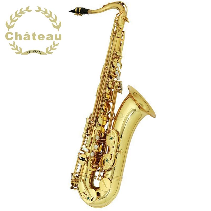 楽器種別：アウトレットChateau/アウトレット 商品一覧＞＞管楽器・吹奏楽器【115，000円〜220，000円】 商品一覧＞＞サックス/テナーサックス/Chateau 商品一覧＞＞サックス買うなら、当店で！専門のスタッフが丁寧に検品・調整しているので安心です！Chateau 【チョイキズ特価!!】テナーサックス シャトー CSTS-A70GL 【調整&セットアップ後出荷】【5年間キーバランス調整無料】商品説明【チョイキズ特価!!】※こちらの商品は、High-Dキイにラッカーハゲがございますため特価とさせていただいております。予めご了承くださいませ。※状態につきましては画像2〜3枚目(同箇所)をご参照ください。// Chateau Standard αseries Tenor Saxophone CTS-A70GL //Standard α seriesはハンドメイドシリーズに採用されている一体型キィポストを半分だけ使用したコンビネーションキィポストを採用。これはαシリーズにのみ搭載されたシステムで、軽快な吹奏感と力強さの両方を際立たせてくれます。ケースは従来の角型ケースではなくシェイプ型を採用。持ち手はハンドル、リュック、肩掛けの3Wayでご利用いただけます。ウインドブロスはいわゆる「ネット専売ショップ」とは異なり、渋谷に実店舗を構える日本最大級のサックス専門店です。イケベ楽器店WEBサイトよりご注文を頂いた場合でも実店舗のスタッフが検品の上発送いたしますので、ご来店のお客様とサービスの内容と品質が異なる事はございません。また、中古品やヴィンテージサックスに関しましてはどんな古い楽器であっても不良部品はすべて交換してお渡し致します（委託品を除く）。古い楽器は調整が不安・・・そんな方のお悩みも専門スタッフが解消致します！更にキーバランス調整料が5年間無料になる当店独自の保証をご用意。（お送り頂く際の送料等はお客様負担とさせて頂きます。）ご購入前、ご購入後のサービスも万全です！商品詳細■仕様・αスタンダードシリーズ・管体仕上げ：ゴールドラッカー・管体：イエローブラス（70%-Copper）・Key：Bb・プラスチック製サムフック/サムレスト・ピゾーニ・Proパッド・コンビネーションキィポスト(左手:台座一体型　右手:独立型)■付属品・シェイプ型ケース・マウスピース/リガチャー・グリス・ストラップ・スワブ・リードイケベカテゴリ_管楽器・吹奏楽器_サックス_テナーサックス_Chateau_アウトレット SW_Chateau_アウトレット JAN:4518830147865 登録日:2026/03/19 サックス テナーサックス テナー シャトー