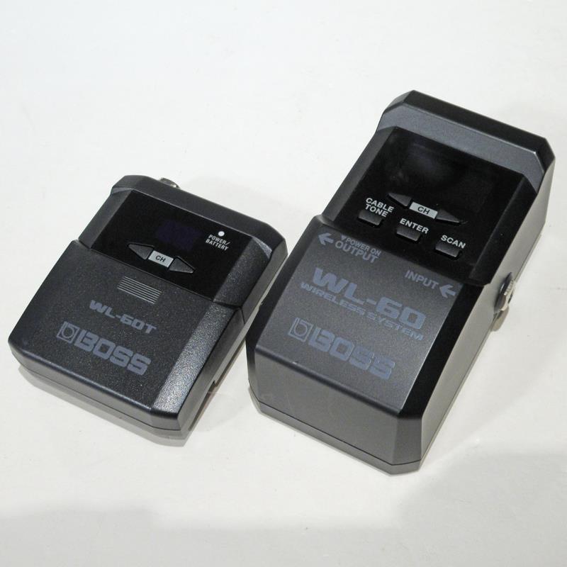 楽器種別：ユーズドBOSS/ユーズド 商品一覧＞＞エフェクター【15，000円〜35，000円】 商品一覧＞＞ワイヤレスシステム/BOSS 商品一覧＞＞安心してお買い物頂けるよう、コンパクトもマルチも丁寧梱包でお届けします！BOSS USED 中古 WL-60商品説明BOSSのコンパクト・ワイヤレス・システムが中古入荷です!!ワイヤレス・システムWLシリーズは、BOSS独自のテクノロジーにより音の遅れや音質劣化を極限まで排除し、超高音質かつ安定した信号伝送を実現。自由で、安心して演奏できる環境をプレイヤーへ提供します。WL-60のレシーバーには大型LCDを搭載。全14チャンネルの状態を即座に確認でき、簡単な操作で最適なチャンネルを選択できます。また、コンパクトなサイズ設計のため、エフェクト・ボードへの設置もスムーズに行えます。堅牢なトランスミッターは、あらゆる楽器への接続を考慮したボディパック・スタイルを採用。アルカリ電池で最大25時間という驚異的な連続使用時間を実現しています。＜中古品保証　：　お買い上げより3ヶ月間（消耗品を除く）＞＜状態　：　細かなキズ等あり　使用に問題なし＞＜付属品　：箱、取扱説明書、トランスミッター接続ケーブル＞イケベカテゴリ_エフェクター_ワイヤレスシステム_BOSS_ユーズド SW_BOSS_ユーズド JAN:2500070829030 登録日:2026/01/18 ワイヤレス ワイヤレスシステム ギターワイヤレス ボス