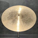 楽器種別：ヴィンテージシンバル/PAiSTe 商品一覧＞＞シンバル/PAiSTe/Formula 602 Classic Sounds 商品一覧＞＞シンバル【25，000円〜50，000円】 商品一覧＞＞安心してお買い物頂けるよう、スネアもシンバルも丁寧梱包でお届けします！PAiSTe 1973s Formula 602 Medium 18 [1650g]【中古品】商品説明【1973年製造と思われるフォーミュラ602・ミディアム18インチの中古品が入荷致しました！】※年代相応のキズや汚れ、サビ、打痕などの使用感がございます。「Medium Ride」とは違いライド的な硬さがあまりなく、柔らかくも602特有の優しい高域も得られるモデル。サイズ：18インチウェイト：約1650gシリアル：307547イケベカテゴリ_ドラム_シンバル_PAiSTe_Formula 602 Classic Sounds_ヴィンテージ JAN:2500190045129 登録日:2023/07/15 シンバル パイステ フォーミュラ