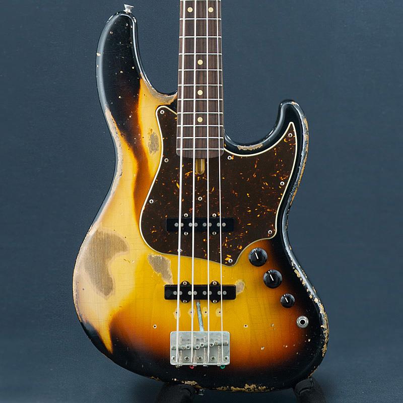 楽器種別：ユーズドTsubasa Guitar Work Shop/ユーズド 商品一覧＞＞ベース【220，000円〜415，000円】 商品一覧＞＞エレキベース/JBタイプ/Tsubasa Guitar Work Shop 商品一覧＞＞当店のベースは、出荷前に専門スタッフが検品・調整しているので安心です！Tsubasa Guitar Work Shop USED 中古 The Hopper 4st Heavy Aged (3-Tone Sunburst)商品説明確かな作りで素晴らしいサウンドを奏でるTsubasa Guitar Work ShopJBスタイルを基調としながら、若干小ぶりなシェイプのアルダー・ボディに、メイプルネック、ローズウッド指板の王道の構成です。心地よい中域、嫌みの無い高域、程よい低域と見事なバランスで出力してくれるオリジナル・ピックアップを搭載。太すぎず、細すぎずなネックグリップと相まって、ストレスなく弾き手の思い通りに演奏が可能です。極薄ラッカー塗装にリアルなレリック加工が施されており、ルックスもさることながら弦振動を余すことなくボディに伝達します。レリック加工が施されております為、使用感は気にならないかと思われます。2Vol、1Toneから1Vol、Bal、Toneに変更されており、トーンキャパシタ—はHump Back製となっております。トラスロッドの余裕はあり、ネックコンディションも多いなクセは無く良好です。Weight≒3.67kg付属品：G&Lギグケースイケベカテゴリ_ベース_エレキベース_JBタイプ_Tsubasa Guitar Work Shop_ユーズド SW_Tsubasa Guitar Work Shop_ユーズド JAN:2500030915896 登録日:2026/08/15 エレキベース ツバサギターワークショップ