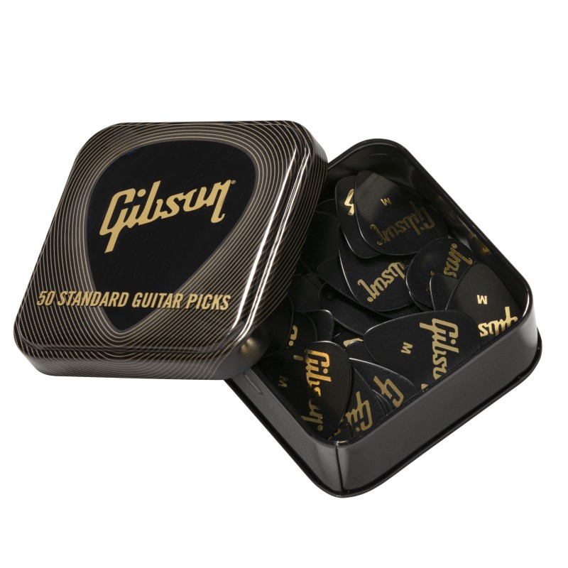 楽器種別：新品Gibson/新品 商品一覧＞＞楽器アクセサリ【〜5，000円】 商品一覧＞＞ピック/Gibson 商品一覧＞＞品揃え豊富な当店なら弦、パーツ、ケーブルなどのアクセサリーがまとめて揃います！Gibson Standard Pick Tin (Medium/50pcs) [APRGG50-74M] (New Design)商品説明Gibson Standard Pick Tinスタンダード・ピックは高品質のセルロイド製でクラシックな351シェイプです。50枚入りでギブソン特製の缶ケースに入っています。商品詳細■仕様:・ティアドロップ型/ミディアム×50枚入りイケベカテゴリ_楽器アクセサリ_ピック_Gibson_新品 SW_Gibson_新品 JAN:4580228736524 登録日:2012/08/13 ピック ギターピック ギブソン ぎぶそん