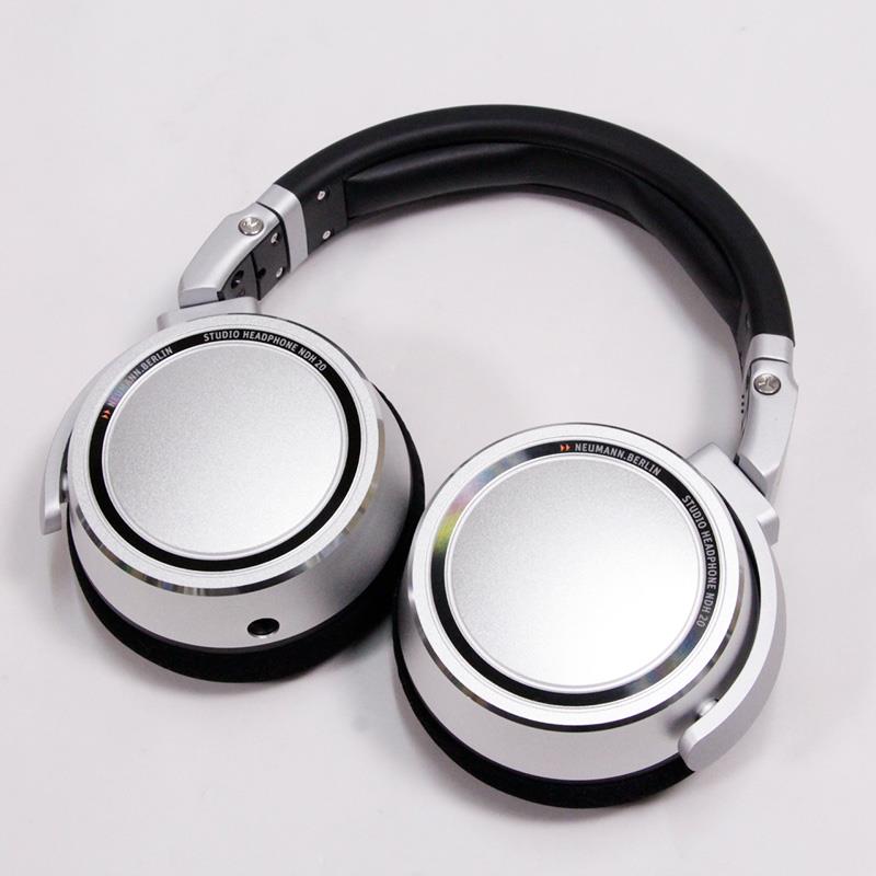 Rakuten - NEUMANN 【展示アウトレット特価】NDH 20 (ノイマンヘッドフォン)(クローズド)(密閉型)