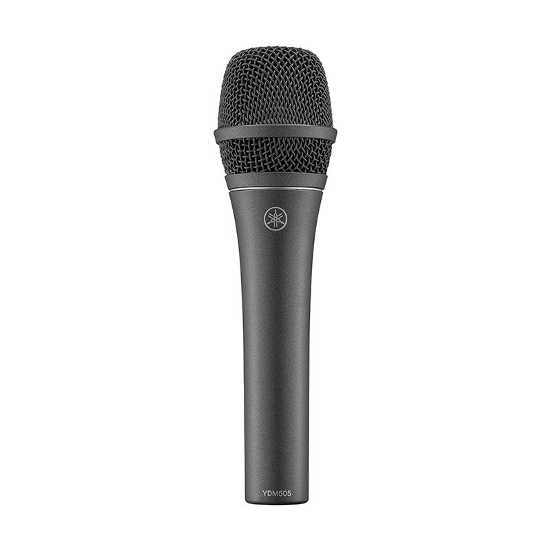 楽器種別：新品YAMAHA/新品 商品一覧＞＞レコーディング【10，000円〜25，000円】 商品一覧＞＞マイク/ダイナミックマイク/YAMAHA 商品一覧＞＞パワーレックは、専門スタッフに気軽に相談できる渋谷発のDTM・レコーディング機材専門フロアです。YAMAHA YDM505(ダイナミックマイク)(ヤマハ)(カーディオイド)(単一指向性)商品説明■カスタム設計のマイクロフォンカプセル洗練されたメタルボディに収められたYDMシリーズ ダイナミック型マイクロフォンは、カスタム設計の単一指向性(カーディオイド)マイクロフォンカプセルを搭載し、サウンドを精確に集音し、クリアな音声をオーディエンスへ届けます。YDM505は、力強い中高音と、マイク位置を調整しやすく、やや広めの指向性をもつカーディオイドカプセルを搭載しています。■ハンドリングノイズを低減するインシュレーターYDMシリーズは、ヤマハ独自で先進のインシュレーターを搭載しており、ハンドリングノイズなど外部からの振動を低減し、パフォーマンスに集中することができます。■洗練されたデザインと快適なグリップYDMシリーズ マイクロフォンは、管楽器の流れるような曲線を取り入れた洗練されたデザインを踏襲しています。グリップの上部にはシルバーのリングでアクセントをつけ、個性的なデザインに仕上げました。グリップ部は美しいデザインだけでなく、快適な感触を実現するため試作テストを繰り返し、最適化しました。■アクセサリーYDMシリーズには、マイクホルダーに加え、5/8インチから3/8インチへの変換ネジ、保管や持ち運びに便利なマイクポーチも付属します。商品詳細・形式 ：ダイナミック・指向性 ：カーディオイド・周波数特性：60 Hz - 15 kHz・感度 ：2.5 mV/Pa (-52 dB)・公称インピーダンス： 600 Ω・端子 ：XLR ・寸法 (マイクロフォンのみ) ：φ51 x 184 mm ・質量 (マイクロフォンのみ) ：293 g●同梱品 マイクホルダー，変換ネジ（3/8 インチ - 5/8 インチ変換）× 1、マイクポーチ × 1、取扱説明書（保証書付）イケベカテゴリ_レコーディング_マイク_ダイナミックマイク_YAMAHA_新品 SW_YAMAHA_新品 JAN:4957812696531 登録日:2024/05/22 マイク ダイナミックマイク ヤマハ やまは