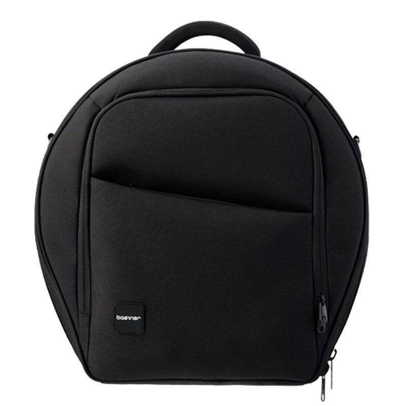 楽器種別：新品basiner/新品 商品一覧＞＞ドラム【15，000円〜35，000円】 商品一覧＞＞ドラムケース/basiner 商品一覧＞＞安心してお買い物頂けるよう、スネアもシンバルも丁寧梱包でお届けします！basiner ACME-SN NB [ACME Snare Bag - Neo Black]商品説明＜ACME-SN＞ACME スネアバッグは、ドラマーのニーズを満たす保護性能、雨天対策、収納機能、全てを兼ね備えています。付属のスペーサーを使用して、様々なスネアドラムにカスタムフィットさせることができ、7.5×15インチサイズのスネアまで収納可能です。外側は耐摩擦、撥水性に優れたファブリックを使用。アクセサリーの収納に便利なフロントポケットは、マルチコンパートメントタイプの整頓がし易い設計になっています。＜内寸＞直径: 15インチ / 深さ: 7.5インチまでのスネアが収納可能＜重さ＞約1.7kg＜特徴＞- 耐摩擦、撥水性に優れたファブリックを使用- 取り外し可能なショルダーストラップはスタイルに合った持ち運び方を選択可能- カスタムフィット用のスペーサー付属- マルチコンパートメントタイプのポケットで、アクセサリーの整理も容易カラー：Neo Black※画像はイメージです。スティックやロッド、スネア等は付属致しません。イケベカテゴリ_ドラム_ドラムケース_basiner_新品 SW_basiner_新品 JAN:4712914181077 登録日:2024/08/11 ドラムケース ベイシナー