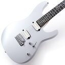 楽器種別：新品エレキギター/Ibanez 商品一覧＞＞エレキギター【130，000円〜245，000円】 商品一覧＞＞当店のギターは、出荷前に専門スタッフが検品・調整しているので安心です！Ibanez TOD10 [Tim Henson Signature Model]商品説明Tim Henson (Polyphia) New Signature Model feat. Fishman PUAZシリーズをベースにFishmanピックアップを搭載し、Tim本人がTree of Deathと名付けた、指板インレイ・デザインが印象的な、Tim Henson (Polyphia)新シグネチャー・モデル！！■AZ Oval C Roasted Maple neck加熱処理されたメイプル材をネックに使用しています。加熱処理をすることで、形状安定性、反りに対する耐久性、耐水性、温度変化に強いといった特徴を持っています。ネック裏はサテンフィニッシュで仕上げ、スムーズな弾き心地を提供します。自社・他社問わず数十種類のギターのネック・グリップを計測、分析して完成したオリジナル・ネック形状です。指板とネックの接着面から指板エッジにかけてなだらかに落とし込むようにシェイピングし、指板エッジを丸めたコンフォート・グリップです。ボールミル加工によって正確に且つ確実にその形状を再現しています。ネック幅はナットで42mm、24フレットで57mmに設定し、ロー・フレット部では握り込みやすさ、ハイ・フレット部にかけては親指をネック裏に置くクラシカル・スタイルでの演奏性を特に配慮した形状となっています。■Stainless Fretsメンテナンス製に優れ、音の立ち上がりが早く、コード弾きでも分離が良く、単音弾きでもクリアな出音が特長です。■A shallow body back contour and Super All Access Neck Jointコンテンポラリーなデザインを目指したオリジナル・ボディ形状です。Ibanezの代表機種であるSを想起させる、薄く仕上げたボディ・コンターと大きめのエルボー・コンターは、プレイヤーとギターとの一体感を生み、演奏性向上にも大きく貢献します。ボディのくびれを深くすることで抱えた時やステージ上での取り回しが良く、高い演奏性を実現しています。ボディ表面はR3mm、裏面はR8mmと表裏で角Rを変えており、座位/立位に関わらずギターを抱えた瞬間にフィット感が感じられるエルゴノミックな設計です。ボディ裏面から8mmの高低差で段彫りし、さらにネックとの接合部を球面に仕上げることで高い演奏性を実現したSuper All Access Neck。低音弦側のカッタウェイを浅めに設計し、ボディとネックとの設地面積を最大化することで、高い演奏性を保持しながらもサスティーンとレゾナンスの良さをも両立しています。またホーンとカッタウェイはIbanezの代表機種であるRGを彷彿とさせる、抉りの大きな形状。ハイポジションでの弾きやすさを実現しています。■Luminescent side dot inlay照明などでめまぐるしく変化する演奏環境に対応してくれる、高い視認性を誇るの蓄光材ドット・ポジションを採用。暗いステージの上でも自分の弾きたい音を見失うことはありません。■Fishman Fluence Tim Henson Signature Series pickupsアグレッシブなリード、バッキングサウンドからシングルコイルのクリーンのようなサウンド、更にはアコースティックギターのようなサウンドまで、幅広いサウンドを奏でられるTim Hensonシグネチャーピックアップ。〇Neck PickupVoice 1:太く滑らかなネックポジション・ハムバッカーサウンドVoice 2:ナイロン弦ギターの代わりとなるほどにクリーンなサウンドVoice 3:滑らかなネックポジション・シングルコイルサウンド〇Bridge PickupVoice 1:リードトーンに最適な、Fishman標準Voice 1を改良したサウンド。Voice 2:Timが好みのブリッジポジション・ハムバッカーサウンド。Voice 3:ネックポジションピックアップのコイルと組み合わせた、Timが理想とするシングルコイルサウンド。■Gotoh T1502 tremolo bridge with Steel saddles 10.5mm string spacing Snap and hold arm socket多くのプレイヤーやブランドから、トレモロ・ブリッジの決定版として定評のあるGOTOH 510ブリッジを、IbanezとGOTOHとのコラボレーションで新生させたブリッジです。立ち上がりが良さと、タイトなサウンドを実現する切削スチール製サドルと亜鉛ダイキャスト製のイナーシャ・ブロックを採用し、コード・ワークでの音の分離感の良さも特徴としています。弦間ピッチは10.5mmのナロー・スペーシング設計で、スキッピングやハイブリッド・ピッキングを多用するプレイヤーが要求する、弦間をまたいだピッキングのしやすさを追求しました。また、Ibanez Edgeトレモロのアームや、ウルトラ・ライト・トレモロ・アームも流用出来るアーム・ソケットを採用。従来のアームの様に回し入れることなくスナップ・インでアームを装着できます。プレイヤーの好みに応じて、アーム角度の固定開放を可能にしたアーム・トルクアジャスト機構も搭載しています。加えて、スタッドに埋め込まれたイモネジでがっちりと固定することで、チューニングのスタビリティやレゾナンスに大きく貢献するスタッド・ロック機構をも標準装備しています。スムーズなアーミングやアームアップが可能な2点支持フローティングを採用しています。■Graph Tech nutすべりの良いチューニングの安定性を誇るGraph Tech製のナットを採用。クリアなサウンドとサスティーンの良さを両立しています。■Gotoh MG-T locking machine headsチューニングのスタビリティに定評のある、Gotoh製マグナムロック・マシンヘッドを搭載。※画像はサンプルです。製品の特性上、杢目、色合いは1本1本異なります。商品詳細Neck type: AZ Oval C Roasted Maple neckBody: American Basswood bodyFretboard: Ebony fretboard w/Tree of Death inlay & Luminescent side dot inlayFret: Jumbo Stainless Steel fretsTuning machine: Gotoh MG-T locking machine headsNut: Graph Tech nutBridge: Gotoh T1502 tremolo bridgeNeck pickup: Fishman Fluence Tim Henson Signature Series (H) neck pickupBridge pickup: Fishman Fluence Tim Henson Signature Series (H) Bridge pickupControls: 1 Volume， 1 Tone(Push: Voice 1，3/Pull: Voice 2，3)，5-way lever switchOther switches: Fishman Fluence Voicing switch on tone control (push/pull)for Tim Henson Signature Series pickupsHardware color: ChromeStrings gauge: .010/.013/.017/.026/.036/.046Neck DimensionsScale: 648mm/25.5Width at Nut: 42mmWidth at Last Fret: 57mmThickness at 1st: 20.5mmThickness at 12th: 22.5mmRadius: 305mmRギグバッグ付属イケベカテゴリ_ギター_エレキギター_Ibanez_新品 JAN:4549763344618 登録日:2023/08/21 エレキギター アイバニーズ イバニーズ