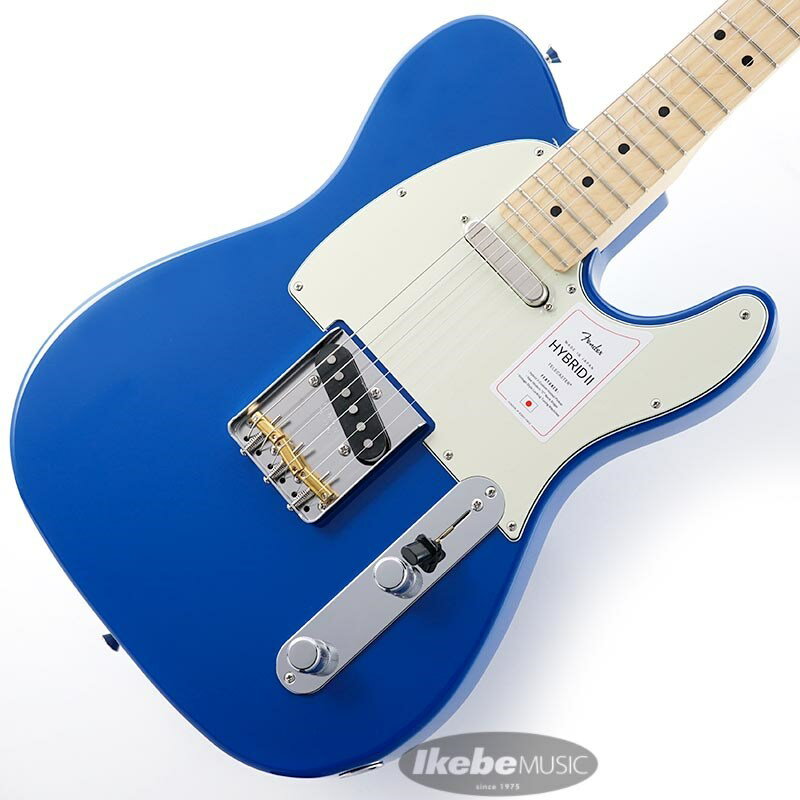 楽器種別：新品エレキギター/Fender Made in Japan 商品一覧＞＞エレキギター/Fender Made in Japan/Hybrid II Telecaster 商品一覧＞＞エレキギター【85，000円〜160，000円】 商品一覧＞＞当店のギターは、出荷前に専門スタッフが検品・調整しているので安心です！Fender Made in Japan Made in Japan Hybrid II Telecaster (Forest Blue/Maple)商品説明Fender Made in Japan Hybrid II SeriesMade in Japan Hybrid IIは、ヴィンテージなルックスはそのままに、プレイヤーや音楽のジャンルを選ばないオールマイティーなモダンスペックを盛り込んだ、まさに「ハイブリッド」と呼ぶにふさわしいシリーズです。 リズム/リード問わず、どのギタリストやベーシストにもフィットする演奏性と楽器のトーンを兼ね備えた製品を、世界的にファンの多いMade in Japanで実現しました。Hybrid II Telecasterは、定評あるアルダーボディに新設計のHybrid II Custom Voiced Single Coilピックアップを装備し、ヴィンテージスタイルのスランテッドブラスサドル仕様のブリッジを搭載。ヴィンテージロッキングチューナー、サテンフィニッシュのネック、Modern Cシェイプに9.5インチラジアスの指板とナロートールフレットがスムーズなプレイヤビリティを提供します。※画像はサンプルです。製品の特性上、杢目、色合いは1本1本異なります。商品詳細Series: Made in Japan Hybrid IIBody Material: AlderBody Finish: Gloss PolyurethaneNeck: Maple， Modern CNeck Finish: Satin Urethane Finish on Back， Gloss Urethane Finish on FrontFingerboard: Maple or Rosewood， 9.5 (241 mm)Frets: 22， Narrow TallPosition Inlays: Black Dot (Maple)， White Dot (Rosewood)Nut (Material/Width): Bone， 1.650 (42 mm)Tuning Machines: Vintage-Style LockingScale Length: 25.5 (648 mm)Bridge: 3-Saddle Vintage-Style Strings-Through-Body Tele with Slanted Brass Barrel SaddlesPickguard: 3-Ply Black (300， 307， 316， 367)， 3-Ply Eggshell (300， 306， 380)， 3-Ply Mint Green (318)Pickups: Hybrid II Custom Voiced Single Coil Telecaster (Bridge)， Hybrid II Custom Voiced Single Coil Telecaster (Neck)Pickup Switching: 4-Position BladePosition 1. Bridge PickupPosition 2. Bridge and Neck PickupsPosition 3. Neck PickupControls: Master Volume， Master ToneControl Knobs: Knurled Flat-TopHardware Finish: Nickel/ChromeStrings: Nickel Plated Steel (.009-.042 Gauges)ギグケース付属イケベカテゴリ_ギター_エレキギター_Fender Made in Japan_Hybrid II Telecaster_新品 JAN:0885978544554 登録日:2021/12/13 エレキギター フェンダー ふぇんだー フェンダージャパン フェンジャパ フェンダーJ テレキャスター テレキャス