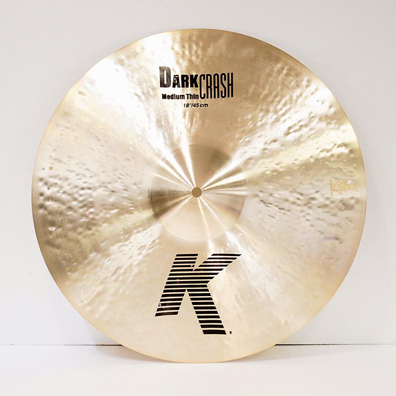 楽器種別：アウトレットZildjian/K Zildjian 商品一覧＞＞Zildjian/アウトレット 商品一覧＞＞ドラム【35，000円〜75，000円】 商品一覧＞＞シンバル/クラッシュ/Zildjian 商品一覧＞＞安心してお買い物頂けるよう、スネアもシンバルも丁寧梱包でお届けします！Zildjian K Dark Crash Medium Thin 18'' [1525g]【店頭展示特価品】商品説明※店頭にて展示、試打を解禁しております為、打痕や指紋汚れ等の使用感がございます。＜K Zildjian＞19世紀のトルコでの誕生以来、世界中でドラマーの創造性をかきたて続けるシリーズ。入念なハンマリングとレイジング加工が幅広い音域でのハイとローの響きをブレンドする。優しくも、激しくも、その響きはアーティストの意のままに。＜Dark Crash Medium Thin＞ダーククラッシュ・シンの音色にウエイトを加え、ウォームながら高域にパンチの効いたクラッシュ。サイズ：18インチウェイト（実測値）： 約1525gイケベカテゴリ_ドラム_シンバル_クラッシュ_Zildjian_K Zildjian_アウトレット SW_Zildjian_アウトレット JAN:0642388110850 登録日:2026/05/16 シンバル ジルジャン Kジルジャン