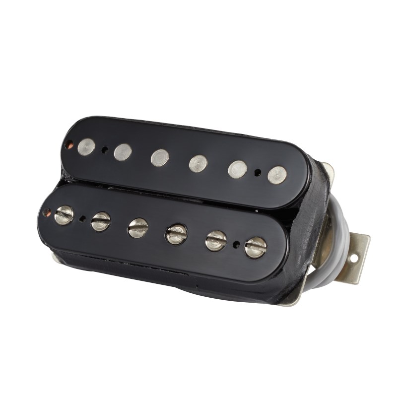 楽器種別：新品Gibson/新品 商品一覧＞＞楽器アクセサリ【5，000円〜15，000円】 商品一覧＞＞ピックアップ/エレキギター用ピックアップ/Gibson 商品一覧＞＞品揃え豊富な当店なら弦、パーツ、ケーブルなどのアクセサリーがまとめて揃います！Gibson 【半期決算セール】 498T - Hot Alnico (Treble， Double Black， 4-conductor， Potted， 14.2k， Alnico 5) [PU498TDB4]商品説明490Tのハイアウトプット・バージョンとなる498T humbuckerは、アルニコ5マグネットによるパワフルなレスポンスとハイミッドに重点を置き、ロング・サスティーンを実現したモデルです。498TはHR/HM（ハードロック/ヘヴィメタル）の歪サウンドに最適で、押し出しの強いパワフルさを特徴とします。498Tのポールピースは、ブリッジ側の弦間隔に最適なクリアランスとすることでトーンの輪郭を犠牲にすることなくパワフルなリードと厚みのあるリフを生み出します。498Tは直列、並列、コイル・スプリットに対応する4芯配線を採用、さらにフィードバックを軽減するワックス・ポッティング仕様です。・Position: Bridge・Magnet: Alnico 5・Wiring: 4-Conductor・Cover: None・Double Black Bobbins・Wax Potted・Average DC Resistance: 14.2Kイケベカテゴリ_楽器アクセサリ_ピックアップ_エレキギター用ピックアップ_Gibson_新品 SW_Gibson_新品 JAN:4580568430465 登録日:2024/12/21 ピックアップ ギブソン ぎぶそん