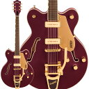 楽器種別：新品エレキギター/GRETSCH 商品一覧＞＞エレキギター/GRETSCH/Electromatic 商品一覧＞＞エレキギター【105，000円〜205，000円】 商品一覧＞＞当店のギターは、出荷前に専門スタッフが検品・調整しているので安心です！GRETSCH Electromatic Pristine LTD Center Block Double-Cut with Bigsby (Dark Cherry Metallic/Laurel)商品説明クリーンでエレガント、そしてパワフルな限定モデルLimited Edition Electromatic Pristine Center Blockは、妥協のないグレッチギターのパワーと真に迫るサウンドをまばゆいばかりのスタイリングでお届けします。メタリックフィニッシュのトップ、深みのあるステインドボディ＆ネックのツートーンフィニッシュ、ゴールドハードウェア、クリームインサートが施されたP-90Eピックアップなど、洗練されたシンプルな華やかさで、すべての人の注目の的になること間違いなしです。＜主な特徴＞・ダブルカッタウェイのマホガニーボディにチェンバードスプルースセンターブロックを採用・22本のミディアムジャンボフレットとパーロイドNeo-Classicサムネイルインレイを配した12インチラジアスローレル指板を薄いUシェイプマホガニーネックに装備・クリームインサートが施されたP-90Eシングルコイルピックアップ・トレブルブリード回路付きマスターボリューム、マスタートーン、各ピックアップのボリュームコントロール、3ポジションピックアップセレクタースイッチ・Bigsby B70ヴィブラートテイルピース・Adjusto-Maticブリッジ・Graph Tech NuBoneナット・ゴールドハードウェア※画像はサンプルです。商品の特性上、木目や色合いは1本1本毎に異なり、お選び頂くことは出来ません事、予めご了承下さいませ。商品詳細NeckFingerboard Material：LaurelFingerboard Radius：12 inch (305 mm)Neck Construction：Set-NeckNeck Shape：Thin UNeck Material：MahoganyNeck Finish：GlossNumber of Frets：22Nut Material：Graph Tech NuBoneNut Width：1.6875 inch (42.86 mm)Position Inlays：Pearloid Neo-Classic ThumbnailBodyBody Finish：GlossBody Material：Arched Laminated MahoganyBody Shape：Center BlockHardwareBridge：Adjusto-MaticControl Knobs：G-ArrowHardware Finish：GoldPickup Covers：GoldStrap Buttons：Gretsch Knurled Strap Retainer KnobsStrings：Nickel Plated Steel (.010-.046 Gauges)Tuning Machines：Die-Cast SealedElectronicsBridge Pickup：P-90E Single-CoilControls：Volume 1. (Neck Pickup)， Volume 2. (Bridge Pickup)， Master Volume， Master ToneNeck Pickup：P-90E Single-CoilPickup Configuration：P90 / P90Pickup Switching：3-Position Toggle: Position 1. Bridge Pickup， Position 2. Bridge And Neck Pickups， Position 3. Neck Pickupソフトケース付属イケベカテゴリ_ギター_エレキギター_GRETSCH_Electromatic_新品 JAN:0717669887056 登録日:2024/02/07 エレキギター グレッチ エレクトロマチック エレクトロマティック エレマチ