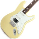 楽器種別：新品エレキギター/Suhr Guitars 商品一覧＞＞エレキギター/Suhr Guitars/CLASSIC S 商品一覧＞＞エレキギター【310，000円〜590，000円】 商品一覧＞＞当店のギターは、出荷前に専門スタッフが検品・調整しているので安心です！Suhr Guitars 【期間限定プロモーション価格】J Select Series Classic S SSH (Vintage Yellow/Rosewood) 【SN.72576】商品説明Suhr Guitars J Select Series Classic Sエレキギターのみに留まらずアンプやリプレイスPU等においてもトッププロからの絶大な信頼を集め、ハイエンドブランドとしての名声を欲しいがままにしている「Suhr Guitars」。プロアマ問わずワールドワイド な人気を誇り、スタジオワーク等の多いトップアーティストからも絶大な支持を受け続けております。こちらの商品は、トラディショナルなSTスタイルの2ピース・アルダーボディにビンテージイエロー・フィニッシュの一本。厳しい木材選定、シーズニングをクリアしたアルダーボディとメイプルネックによりハリのある素晴らしい鳴り。ネック周りにはロールド・エッジ処理に9-12″コンパウンドラディアス、ステンレスフレット、ハイポジションでの演奏に優れたコンタードヒール加工など、モダンプレイに適した仕様となっております。ネックグリップは、1960年代初期のようなビンテージスタイルのCシェイプを採用。ローポジションはスリムに仕上げられ、ハイポジションに向かって厚みのある仕上げ。フレット素材の「ステンレス・スチール」は、音像のしっかりとした脅威的な音抜けの良さを誇ります。ニッケルシルバー素材で生じてしまう錆びや減りを心配することなく、常にメンテナンスされたような状態でプレイできる点も嬉しいですね。ブリッジには、今や世界水準を誇るGOTOH製「G510 2-Post」ブリッジを採用しており、広がりのあるナチュラルな生鳴りを活かしながらも、アーミング時の摩擦によるチューニングのズレを最小限に抑えました！ベントサドルによる倍音豊かな響きが、Suhrラインナップの中で最もビンテージライクなトーンを生み出します。ピックアップは、ネック＆ミドルシングルコイルにV60LP、ブリッジピックアップにSSVハムバッカーを搭載。JSTピックアップ・シリーズのフラッグシップと言えるV60LPは、60年代その当時最高のサウンドキャラクターを持つシングル・コイル・サウンドを忠実に再現。その時代に製造されたピックアップと同じマグネットを使用し、すばらしいヴィンテージ・ピックアップの特徴である、ベルのように明瞭な高音、ウォームかつパンチのきいた中音、大きく力強い低音を得ることができます。ハンド・ワウンド(手巻)のパターンまでをも再現することで、甘く、丸みを帯びたすばらしい高音を得ることに成功しています。ブリッジピックアップのハムバッキングには、本物のヴィンテージ・ハムバッカー・サウンドを目指したSSVを搭載。過ぎ去りし良き時代のサウンドを要求される幾多のトップ・プロ・プレイヤー達に愛用されているSSVは、ハムバッカーにありがちな余計なコンプレッションを極力押さえ込むことで、よりワイドレンジなハムバッキングトーンに仕立て上げられたモデル。コントロールは、5wayレバースイッチ、マスターボリューム、2トーン仕様。トーンコントロールはシングルコイルとハムバッカーで分けられております。ミドル＆ブリッジのミックストーンでは、シングルコイル用のトーンを使用可能。幅広いジャンルへの対応を可能にしたサウンド＆トーンは勿論、ストレスの少ない演奏性を感じさせるネック周り、SSCII回路を搭載することでノイズまでが除去された、完璧なまでに道具として組み上げられた一本をお見逃しなく！！■Deluxe Gig Bag付属商品詳細■SPECBODY...2-Piece AlderFINGERBOARD...Indian Rosewood，22F(Stainless Steel， Medium)，25.5 inchNECK...Tinted MaplePROFILE...60s C Vintage Standard .810-.930， 9-12 Standard RollPU...JST V60LP & SSV with SSC II (Silent Single Coil) Noise Canceling SystemTUNER...Suhr Original Locking TunerBRIDGE...Gotoh 510 2-Post Bent SaddleCONTROL...1volume-2tone-5way Selecter SWイケベカテゴリ_ギター_エレキギター_Suhr Guitars_CLASSIC S_新品 JAN:4571220081385 登録日:2023/07/01 エレキギター サー ストラト Shur