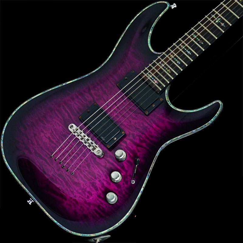 楽器種別：ユーズドエレキギター/SCHECTER 商品一覧＞＞エレキギター【50，000円〜100，000円】 商品一覧＞＞当店のギターは、出荷前に専門スタッフが検品・調整しているので安心です！SCHECTER 【USED】C-1 HellRaiser [AD-C-1-HR] (TPB)商品説明人気のトランスパープルバーストの中古品が入荷致しました！！状態は、大きめの塗装割れが数か所あり、バックルキズや打痕、パーツのくすみ、指板に凹みなど全体的にかなりダメージがあります。リアピックアップがコイルタップができないEMG81に交換されており、それに伴ってリアボリュームポットも交換されております。トーンにややガリノイズがあるものの、フレットは十分に残っておりまだまだお使いいただける1本です。ロックピンに交換されておりますが、ストラップ側に取り付ける工具は欠品しております。その重厚なルックス、切れ味鋭くもへヴィで重厚なサウンドにより、国内外問わず絶大な支持を得る黒い結晶Schecter Diamond series！！その中でも、ラウドシーンを中心に絶大な支持を得るシェクター・ダイヤモンド・シリーズのフラッグシップモデル「Hellraiser」！ルックス、サウンドもさることながら抜群の演奏性とコストパフォーマンスの高さで、もはやラウドシーンのマストアイテムともいえるへヴィギアです！W15111661商品詳細CONSTRUCTION/SCALE: Set-Neck w/ Ultra Access / 25.5BODY: Mahogany w/Quilted Maple TopNECK/FINGERBOARD: 3-pc Mahogany / RosewoodFRETS: 24 X-JumboINLAYS: ’Gothic Cross’PICKUPS: EMG Active 89R/81ELECTRONICS: Vo / Vo(tap) / Tone / 3-way SwitchBRIDGE: TonePros TOM w/Thru-BodyBINDING: AbaloneTUNERS: Schecter LockingHARDWARE: Black ChromeCOLOR: Trans Purple Burst(TPB)ソフトケース付属イケベカテゴリ_ギター_エレキギター_SCHECTER_ユーズド JAN:2500010133913 登録日:2023/10/07 エレキギター シェクター