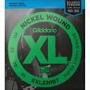 楽器種別：新品ベース弦/D’Addario 商品一覧＞＞ベース弦【〜5，000円】 商品一覧＞＞品揃え豊富な当店なら弦、パーツ、ケーブルなどのアクセサリーがまとめて揃います！D’Addario EXL220BT Balanced Tension Nickel Wound Electric Bass Strings (Super Light)商品説明D’Addario Balanced Tension StringsD’Addario Balanced Tension エレキベース弦は、数学的に算出された最適ゲージの組み合わせにより、優れたコントロール性と快適な演奏性を実現したものです。従来のXLニッケルワウンド弦のトーンに加え、チョーキング、カッティング、フィンガリング、スラップといった様々な奏法時もバランスよく、同等の感触でダイナミックなコントロールが可能です。XLニッケルワウンド弦は、「The Player's Choice」として世界中のあらゆるジャンルのベースプレイヤーに選ばれているベース弦です。XLシリーズのワウンド弦は全て、デジタル制御された機械で作られており、優れたピッチ、クリアな基音、他に比べるもののない一貫性を保証するものとなっています。各弦は、際立ったブライトさで、マグネティックピックアップとの相性抜群のニッケルプレートスチール製の巻線が使用されており、その多彩なトーンで幅広いジャンルのプレイヤーに好まれています。・Balanced Tensionセットは、チョーキング、カッティング、フィンガリング、ピッキング、どのような奏法においても均等にバランスのとれたテンションとなっています。 ・ニッケルプレートスチール製のラウンドワウンド弦で、際立ったブライトなトーン。 ・環境に優しく、耐食性に優れたパッケージで、いつでも開けたて、新鮮な状態で使用可能。 ・アメリカ製で高品質、高性能。 ・ゲージ: .040/.055/.070/.095Balanced Tension Strings Sets ミュージシャンと数学が密接に関わる、というのは極めて稀なケースですが、それが実現したのがこの新シリーズです。Balanced Tension XLシリーズは、D’Addarioが従来のセット弦の持っている問題に対して用意した解決策です。 長年に渡って愛用されてきた通常セット弦のゲージは、何十年にも渡る試行錯誤の末に決定されたもので、その背景に論理的な根拠というものはほとんどありませんでした。そのため、これらのセット弦のテンションには大きなバラつきがあり、弦によって「固い(tighter)」、「緩い(looser)」といった違いが感じられました。このようなテンションのバラつきは、意識的、または無意識に、プレイヤーの演奏技術に影響するものとなっていました。D’Addarioでは、何十年にも渡って各弦のテンションをパッケージに記載してきました。また10年以上前に「テンションガイド」を作成、このような弦のテンションに関する情報を発信してきました。このガイドブックは、弦のテンションに関心を持ったユーザーや、製品の技術的な側面に興味を持つユーザーの疑問に答えるものとして、今も活用され続けています。そしてこのガイドがきっかけとなり、メール、ソーシャルメディア、ネット上の製品フォーラムにおいて、このようなテンションのバラつきは何とかならないのか、という何百件もの問い合わせがD’Addarioに寄せられました。これに応えるために、D’Addarioのエンジニアチームが音楽と数学を組み合わせ、新たに作り上げた究極の解決策が「Balanced Tension XLシリーズ」なのです。イケベカテゴリ_弦・アクセサリー・パーツ類_ベース弦_D’Addario_新品 JAN:0019954984472 登録日:2013/03/15 ベース弦 ダダリオ