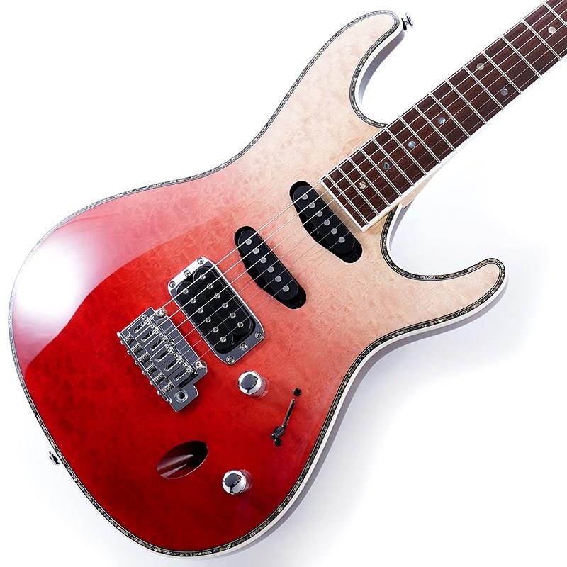 楽器種別：新品Ibanez/新品 商品一覧＞＞エレキギター【45，000円〜90，000円】 商品一覧＞＞STタイプ/Ibanez 商品一覧＞＞当店のギターは、出荷前に専門スタッフが検品・調整しているので安心です！Ibanez SA360NQM-RCG (Rich Carmine Gradation) [SPOT MODEL]商品説明深く鮮やかな紅赤色が鮮烈な印象を与える、SA360NQM 新カラー・モデル■アーチド・トップ SAアーチド・トップ/フラット・バックのボディに、22フレット指板、シンクロ・タイプのトレモロなど、トラッドなテイストを残しながらも、モダンなルックスを追求したモデルです。■キルテッド・メイプル・トップ/ホワイト・ボディ・バインディング/アバロン・ボディ・パーフリングを施した豪奢なルックスのボディ・トップ■オコウメ材・ボディマホガニー材に似た、ふくよかなあたたかみのあるロー・ミッド・サウンドが特長です。■メイプル材・ネックアタック感とサスティンに優れ、明るくはっきりしたサウンドが特長です。強度が高く、多くのギターにネック材として使用されるメジャーな木材です。ボディ同様に、白バインディングを巻き、統一感あるルックスに仕上げています。■ジャトバ材・指板硬質で耐久性と安定性に優れ、音の立ち上がりが早く、輪郭がはっきりとしたサウンドが特長です。■アバロン・ドット・ポジション・インレイ■Resolution（レゾリューション）＆ Quantum（クアンタム）ピックアップネック・ポジションとミドル・ポジションにはResolutionピックアップを、ブリッジ・ポジションにはQuantumピックアップを搭載しています。幅広いダイナミック・レンジ、バランスのとれた扱いやすいサウンドです。■シンクロ・タイプのIbanezオリジナル・トレモロ T102※画像はサンプルです。製品の特性上、杢目・色合いは1本1本異なります。商品詳細Neck type: SA Maple neckBody: Quilted Maple top / Okoume bodyFretboard: Bound Jatoba fretboard w/Abalone dot inlayFret: Medium fretsBridge: T102 tremolo bridgeNeck pickup: Resolution Single (S) neck pickupMiddle pickup: Resolution Single (S) middle pickupBridge pickup: Quantum (H) bridge pickupControls: 1 Volume，1 Tone，5-way lever switchHardware color: ChromeStrings gauge: .009/.011/.016/.024/.032/.042Neck DimensionsScale: 648mm/25.5Width at Nut: 42mmWidth at Last Fret: 57mmThickness at 1st: 19.5mmThickness at 12th: 21.5mmRadius: 305mmRソフトケース付属◆Color:・RCG (Rich Carmine Gradation)イケベカテゴリ_エレキギター_STタイプ_Ibanez_新品 SW_Ibanez_新品 JAN:4549763345370 登録日:2025/08/31 エレキギター アイバニーズ イバニーズ