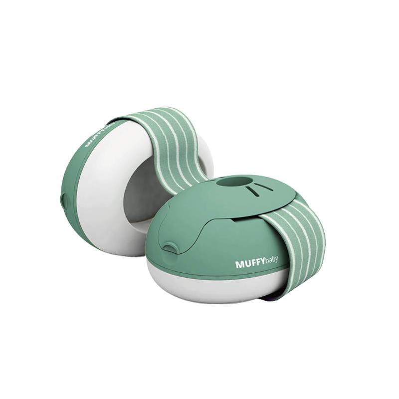 楽器種別：新品ALPINE HEARING PROTECTION/新品 商品一覧＞＞DJ機器【〜10，000円】 商品一覧＞＞DJアクセサリー/DJアクセサリー/ALPINE HEARING PROTECTION 商品一覧＞＞DJ関連機器担当部門 Power DJ'sは1998年開店　渋谷発・国内最大級のDJ機材専門フロアです。ALPINE HEARING PROTECTION MUFFY BABY CLASSIC SAGE 【乳幼児用イヤーマフ】(アルパイン)商品説明★乳幼児の聴覚をやさしく守るソフトイヤーマフ★やわらかな調整式ヘッドバンドと多層構造のイヤークッションにより、赤ちゃんの頭部にやさしくフィット。頭部への圧迫を抑えながら、大きな音から耳を保護します。滑りにくいヘッドバンドを採用し、移動中やイベントなどさまざまなシーンで快適に使用できる、36か月までの乳幼児向けイヤーマフです。■主な特徴◎頭部への圧迫を抑えながら聴覚を保護乳幼児のために設計されたイヤーマフ構造により、大きな音や音楽から耳を保護。ヘッドバンドを斜めに装着することで、頭頂部への圧迫を抑えます。◎やわらかく調整しやすいヘッドバンド肌触りのよいソフトなヘッドバンドを採用。サイズ調整が可能で、滑りにくい構造によりイヤーマフを適切な位置に保ちます。◎SNR 23dBの騒音低減性能騒音低減性能はSNR 23dB。イベントや大きな音がする環境での聴覚保護はもちろん、移動中や騒がしい場所で落ち着いて過ごしたいときにも適しています。【主な仕様】セット内容：イヤーマフ×2、ソフト調整式ヘッドバンド（滑り止め付き）、Protect & Go キャリングケース、取扱説明書SNR：23dBパッケージサイズ：105 x 105 x 85mmパッケージ重量：160g本体サイズ：イヤーマフ（片側）67 x 90 x 47mm（パッド幅 20 + 20mm / パッド厚：17mm）本体重量：115g※ 商品の仕様、価格並びに付属品などは予告なく変更することがあります。※ お使いのブラウザや環境により実際の商品と色が異なる場合がございます。■初期不良について製造工程で本体や外箱に細かなキズやよごれが残る場合がございます。これらの点は「商品の仕様」とご容赦願います。「使用上問題」のあるもの、のみ初期不良品とさせて頂きます。---※店頭、または通信販売にて売却後、敏速な削除は心掛けておりますが、web上から削除をする際どうしてもタイムラグが発生してしまいます。万が一商品が売切れてしまう場合もございますので予めご了承ください。イケベカテゴリ_DJ機器_DJアクセサリー_DJアクセサリー_ALPINE HEARING PROTECTION_新品 SW_ALPINE HEARING PROTECTION_新品 JAN:8721202201546 登録日:2026/09/04 アルパイン イヤーマフ