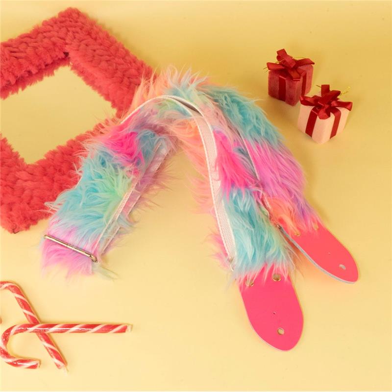 楽器種別：新品tsundrum_chan/新品 商品一覧＞＞楽器アクセサリ【〜10，000円】 商品一覧＞＞ギターストラップ/tsundrum_chan 商品一覧＞＞品揃え豊富な当店なら弦、パーツ、ケーブルなどのアクセサリーがまとめて揃います！tsundrum_chan モッフモフギターストラップ　ミックス商品説明■デザインモフモフギターストラップをさらにボリューミーにモフモフ増し増しにした「モッフモフギターストラップ」が登場！この毛量は、もはや生き物！？では。撫でつけたり、立ち上げたり、ボリューム感は自由自在！使い勝手度外視で「モフモフ」と「かわいさ」を追求した一品です。ストラップエンドもどっピンクなネオンピンクなので、もう、無敵確定で！ステージ上にペットを連れ込んだような、派手さ和やかさとかわいさをまとえる一品です。モッフモフなストラップのあなたを見付けたオーディエンスは、夢中でシャッターを切ってしまうことでしょう！デコだけど柔らかいので、機材を傷つけたくない機材愛の強い方にも安心です。アグレッシブなプレイスタイルの方にはストラップロックの使用をオススメいたします。■サイズ・長さ　約80cm?約138cm（穴から穴まで）・ベルト幅　約5cm＊タバコ・ライター・ストーブ等の火気にご注意ください。溶解収縮したり燃えたりしますので、火や熱はお避け下さい。＊こちらの商品は他ECサイトでも販売しております。在庫情報の更新は迅速を心掛けておりますが、万一ご注文時に売り切れていた際は、商品がご用意できない場合がございますのでご了承ください。＊画像の色味は屋内外の光の照射や角度により実物と異なって見える場合がございます。ご了承ください。＊柄の出方には個体差があります。＊素材の特性上、毛が抜けやすい為、他の衣類に付着することがありますが、着用回数を重ねることにより抜け毛は徐々に安定してまいります。＊一つ一つ手作りのため個体差がございます。イケベカテゴリ_楽器アクセサリ_ギターストラップ_tsundrum_chan_新品 SW_tsundrum_chan_新品 JAN:4571642984844 登録日:2026/01/06 ストラップ カワイイ 日本製 おしゃれ 女子 ケース