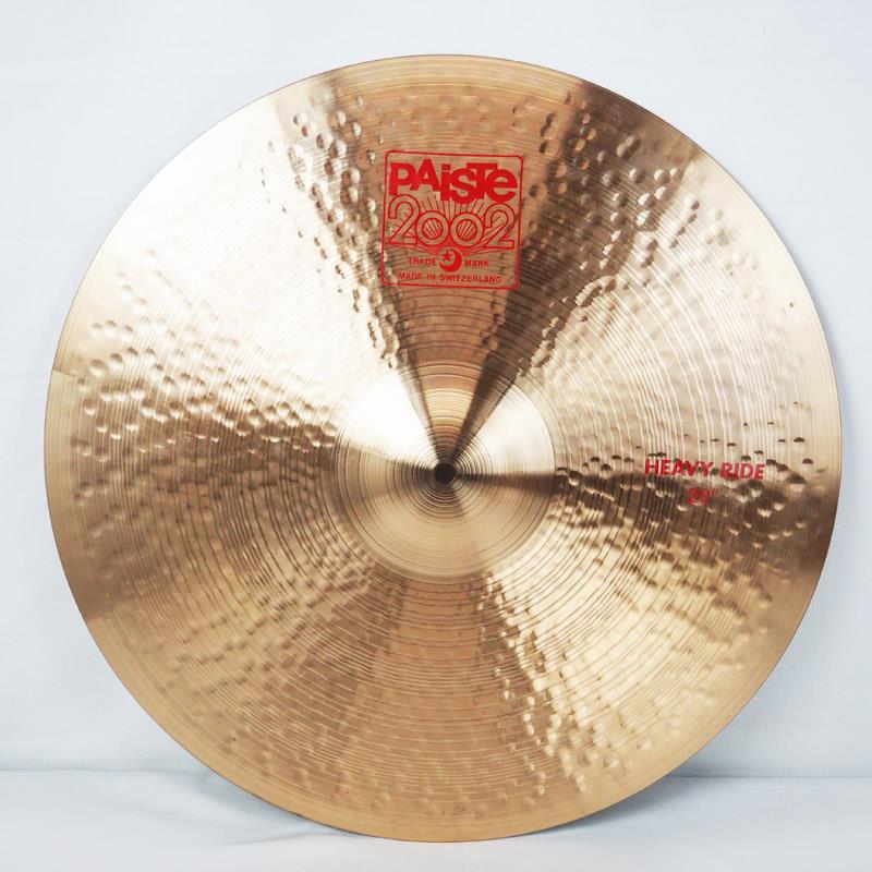 楽器種別：ユーズドPAiSTe/2002 商品一覧＞＞PAiSTe/ユーズド 商品一覧＞＞ドラム【25，000円〜50，000円】 商品一覧＞＞シンバル/ライド/PAiSTe 商品一覧＞＞安心してお買い物頂けるよう、スネアもシンバルも丁寧梱包でお届けします！PAiSTe USED 中古 2002 Heavy Ride 20[2810g]商品説明＜2002シリーズ＞パイステの伝統、2002シリーズ。暖かみがあり、透き通るようなクリアな音色、あらゆるスティックワークに敏速に反応する鋭いレスポンス・・・・・。2002はパイステシンバルの歴史を築き、そのサウンドは最新モデルにも継承されています。柔らかく落ち着いた美しい響きの中にハイピッチでエネルギッシュなバイブレーションが際立つ2002シリーズはライブ派ドラマーの良き片腕です。2002：ヘヴィ・ライド・20インチ切れ味が良く、突き抜けるようなアタックサウンドを秘めたモデル。入念なハンドハンマーがサウンドに深い音色と暖かみを与えています。※こちらの商品は中古品のため、キズや汚れ、打痕がございます。予めご了承くださいませ。イケベカテゴリ_ドラム_シンバル_ライド_PAiSTe_2002_ユーズド SW_PAiSTe_ユーズド JAN:2530800045829 登録日:2026/09/27 シンバル パイステ