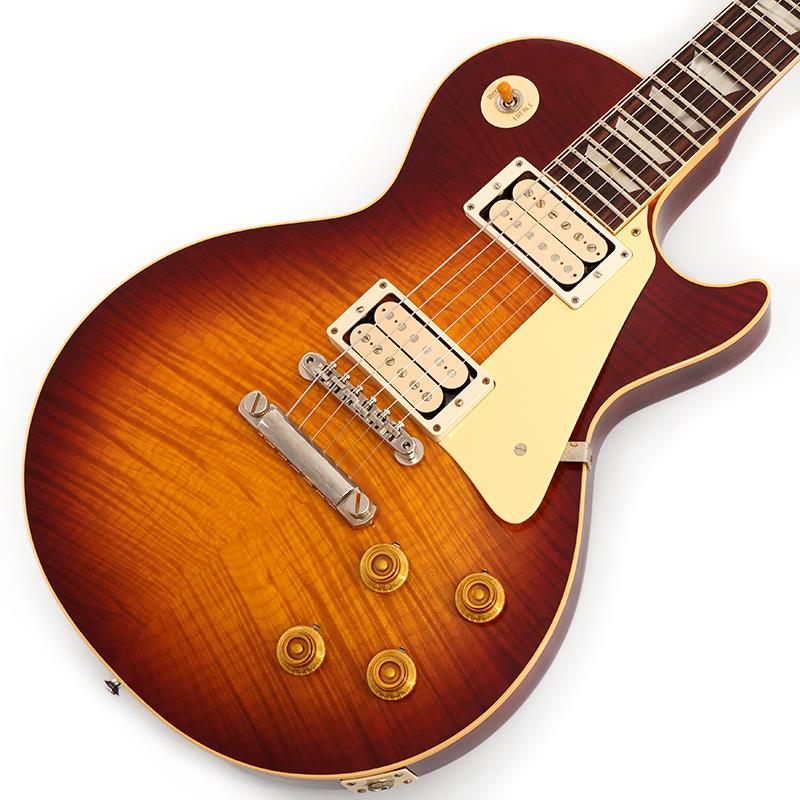 楽器種別：アウトレットGibson/Custom Shop 商品一覧＞＞Gibson/アウトレット 商品一覧＞＞エレキギター【640，000円〜1，195，000円】 商品一覧＞＞レスポールタイプ/Gibson 商品一覧＞＞当店のギターは、出荷前に専門スタッフが検品・調整しているので安心です！Gibson 1959 Les Paul Standard Reissue R-Top Vintage Gloss Dark Cherry Burst 【S/N 9 5280】 【特価】商品説明ボディサイドにキズ有りの為1本限りの特価品！！Nashville Custom Shop Factoryでハンドセレクトしたトップ材を使用した1本が入荷！これぞ現地選定の醍醐味！標準的に1959 Les Paul Standardに使用されるフィギュアドメイプルよりもさらにハイグレードな「R-Top」材を贅沢にもハンドセレクトしオーダーしたスペシャルモデルが入荷しました。VOSよりも控えめで絶妙な使用感を演出した雰囲気の良いVintage Gloss仕上げとも相まって、ギラギラと立体的に揺れる悶絶美麗杢が貴方を甘美なバーストの世界へ誘います！エレキギター史に燦然と輝く1959 Les Paul Standard Model。数々のミュージシャンを虜にした圧倒的な存在感を放つサウンド、そして艶かしく弾き手を魅了する美しいボディラインは現代に於いても全てのロックギタリスト憧れのアイコンと言えるでしょう。1951年発売以来のゴールドトップ期を経て1958年にサンバーストフィニッシュを採用し、1960年までの僅かな期間にその姿で製作された「Les Paul Standard」。その中でも代表的年度として一際の人気を誇る「1959」モデルは常に羨望の眼差しを集める偉大な存在として君臨し続けております。そんな「1959」モデルを現在のGibson Custom Shopの技術の粋を結集し製作した一本です。究極のリイシューモデルとして2015年に登場したTrue Historicスペックを大部分で踏襲した2018年仕様をベースに、細部に亘りさらなる拘りを持って製作された2019年の60th Anniversaryモデルと同等スペックの最新入荷品です！60th Anniversaryモデルの発売時には、ギターのまさに「顔」とも呼ぶべきヘッドの「Les Paul MODEL」シルクスクリーンの色合いの見直しの他、Gibsonロゴデザインもよりオリジナルに近いデザインにリファイン。インレイは指板ポジションマークも含め、着色によるものではなく元々色合いの濃いセルロース素材を使用することで一層雰囲気を高めています。基本的なスペックは最新のHistoric Specを踏襲しつつも今回のCustombuckerはマニアックなバーストファンの方には堪らないDouble Classic Whiteのオープンカバーでの入荷です。さらに今回の選定材を使用したオーダーに合わせマグネットにアルニコ4を特別に採用し、通常のアルニコ3モデルよりもドライブ感を増したデザインとなっております。軽微なエイジングが施されたカバーも付属致しますので両側or片側をお好みで取り付けることも可能です。ハンドセレクトトップ材を使用したモデルの中でも一際スペシャルな稀少オーダー品！Factory BurstやWashed Cherry等のレギュラーなチェリーサンバースト系よりもダークに沈んだ深い色合いが堪らなくグラマラスな1本です！ぜひお早めにご検討下さい！S/N 9 5280Weight≒3.96kg商品詳細Body: Hand Selected 2-Piece Figured Maple Top (R-Top) & 1-Piece Lightweight MahoganyNeck: Solid Mahogany with Long Neck Tenon / 50s Rounded Medium C ShapeFingerboard: Indian RosewoodFrets: Historic Medium-Jumbo 22FretsPickups: Custombucker Alnico 4 (Unpotted)Controls: 2 volume 、2 tone 、3-way switchBridge / Tailpiece: ABR-1 non wire / Lightweight Tailpiece w/Long StudTuners: Kluson Single Line， Single RingHardware color: Nickel専用ブラウンケース、カスタムショップ認定証、PUカバー 等 付属イケベカテゴリ_エレキギター_レスポールタイプ_Gibson_Custom Shop_アウトレット SW_Gibson_アウトレット JAN:4570156010773 登録日:2026/06/03 エレキギター ギブソン カスタムショップ