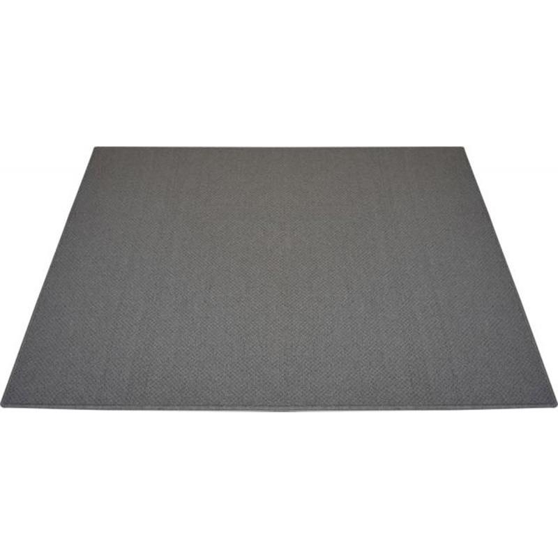 楽器種別：新品キョーリツ/新品 商品一覧＞＞レコーディング【10，000円〜30，000円】 商品一覧＞＞レコーディング周辺機器/その他周辺機器/キョーリツ 商品一覧＞＞パワーレックは、専門スタッフに気軽に相談できる渋谷発のDTM・レコーディング機材専門フロアです。キョーリツ SLMAT150-130/GY (グレー)(KC)(防音マット)(150×130cm)(厚さ10mm)商品説明ポリウレタン樹脂を裏面にコーティングした軽量設計に加え、優れた防音・断熱性能を持ち合わせた、ピアノやデジタルドラムの設置に最適なサイズの日本製防音マットです。JIS規格で定める軽量衝撃音遮音等級LL-35(特級)を実現。マンションや2階以上の設置の際、打鍵やペダル操作など階下への音や振動を最大限に緩和します。また、防災、制電性能に加え、床暖房からのダメージを抑制する断熱効果も備えております。サイズは一般的なスタンド一体型ピアノ本体が収まる150×50cm、アップライトピアノ本体とイスも含む150×130cmの2種類。150×130cmサイズはデジタルドラムにも適したサイズです。共通スペック:素材:原着ポリプロピレン100%/ポリウレタン樹脂パイル長:H5mm L3mm (全厚10mm)重量:・SLMAT150-50(約900g)・SLMAT150-130(約2350g)原産国:日本製?イケベカテゴリ_レコーディング_レコーディング周辺機器_その他周辺機器_キョーリツ_新品 SW_キョーリツ_新品 JAN:4534853057240 登録日:2026/07/25 KC