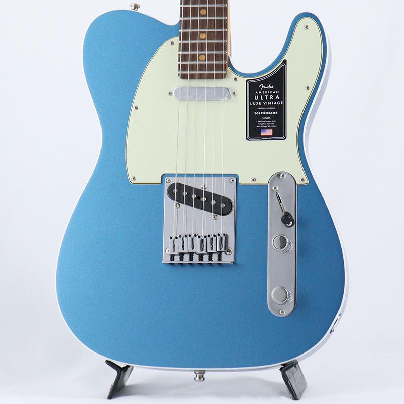 楽器種別：新品Fender USA/American Ultra 商品一覧＞＞Fender USA/新品 商品一覧＞＞エレキギター【325，000円〜605，000円】 商品一覧＞＞TLタイプ/Fender USA 商品一覧＞＞当店のギターは、出荷前に専門スタッフが検品・調整しているので安心です！Fender USA American Ultra Luxe Vintage '60s Telecaster Custom (Lake Placid Blue/Rosewood)商品説明Fender American Ultra Luxe Vintage Series革新とクラフトマンシップの頂点を象徴するFender American Ultra Luxeは、プレミアムエレクトリックギターの新たな基準を打ち立てます。American Ultra Luxe Vintageシリーズは、フェンダーの伝統のタイムレスでクラシックな気品と妥協のないモダンなパフォーマンスが融合したモデルをラインナップしています。American Ultra Luxe Vintage 60s Custom Telecasterは、厳選されたアッシュまたはアルダー材をボディに使用し、洗練された滑らかなコンターデザインがHeirloomエイジドラッカーフィニッシュを引き立てます。精緻な演奏性を追求したModern Dシェイプのクォーターソーンメイプルネックには、Ultraロールドエッジ加工が施され、ステンレススチールミディアムジャンボフレット、蓄光式Luminlayサイドドット、Graph Tech TUSQナットといったハイスペックを実現。さらに、ハイポジションへのアクセスを飛躍的に高めるテーパードネックヒールも採用しています。ピックアップにはPure Vintage '63 Teleを搭載し、クリアで煌びやかなクリーントーンから、豊かで表現力あふれるリードトーンまで、クラシックなフェンダーサウンドを奏でます。ハードウェアには、6つのクロムフィニッシュブラスブロックサドル・スルーボディブリッジと、素早い弦交換と優れたチューニング安定性を誇るデラックスロッキングショートポストチューナーを装備し、高い演奏性を提供します。American Ultra Luxe Vintage 60s Custom Telecasterは、クラシックなデザインと唯一無二の存在感を備えながら、現代のパフォーマンスにおいても一切の妥協がない一本です。※画像はサンプルです。製品の特性上、杢目、色合いは個体ごとに異なります。商品詳細Series: American Ultra Luxe VintageBody Material: AlderBody Finish: Heirloom Nitrocellulose LacquerNeck: Maple， Modern DNeck Finish: Heirloom Nitrocellulose LacquerFingerboard: Rosewood， 10 to 14 Compound Radius (254 mm to 355.6 mm)Frets: 22， Medium Jumbo Stainless SteelPosition Inlays: Vintage Style Clay DotNut (Material/Width): TUSQ， 1.685 (42.8 mm)Tuning Machines: Deluxe Locking Short PostScale Length: 25.5 (64.77 cm)Bridge: 6-Saddle American Tele with Chromed Brass Block SaddlesPickguard: 3-Ply M/B/MPickups:Pure Vintage ‘63 Single-Coil Tele (Bridge)Pure Vintage ‘63 Single-Coil Tele (Neck)Pickup Switching: 3-Position Blade:Position 1. Bridge PickupPosition 2. Bridge and Neck PickupsPosition 3. Neck PickupSpecial Electronics: S-1 Switch Activates Series Wiring Option in Any Pickup Position (Bypasses Pickup Selector Switch)Controls: Master Volume (S-1 Switch)， Master ToneControl Knobs: Heavy Knurled Flat-TopHardware Finish: Nickel/ChromeStrings: Fender USA 250L Nickel Plated Steel (.009-.042 Gauges)， PN 0730250403Case/Gig Bag: Deluxe Brown Hardshellイケベカテゴリ_エレキギター_TLタイプ_Fender USA_American Ultra_新品 SW_Fender USA_新品 JAN:0885978226627 登録日:2025/11/13 エレキギター フェンダー ふぇんだー フェンダーUSA アメリカンウルトラ アメトラ