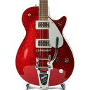 楽器種別：アウトレットエレキギター/GRETSCH 商品一覧＞＞エレキギター/GRETSCH/Jet 商品一覧＞＞エレキギター【185，000円〜355，000円】 商品一覧＞＞当店のギターは、出荷前に専門スタッフが検品・調整しているので安心です！GRETSCH G6129T Players Edition Jet FT with Bigsby (Red Sparkle)【特価】【Weight≒3.65kg】商品説明新品チョイキズ特価映えるスパークルカラーを纏った数量限定モデルのジェットが新品チョイキズ特価で入荷です！GRETSCH Players EditionグレッチJetは、Jetモデルの主力製品として65年もの間、ステージやスタジオなどの熱狂に火を付け、ロック史における最も偉大なサウンドを生み出してきました。全く新しいG6129T Players Edition Jet FT with Bigsbyは、半世紀以上に亘る唯一無二の音色と、演奏性の魔法がひとつになった集大成なモデルです。チェンバード・マホガニーボディ-ファットでフル、リッチかつアコースティックなサウンドのJet FTは、歴代のモデルと同様に、厳選されたメイプルトップ使用のマホガニーボディを採用。Jetを有名にした特徴的で力強く、パンチの利いた反応の良いサウンドを生み出します。Players Edition Jet FTは、最新のチェンバード構造が施された、厚さ1.85インチ(46.99ミリ)のボディが、より引き締まり制御された攻撃的なトーンを実現。驚異的なアーティキュレーションを備えます。High Sensitive Filter’Tron PUクラシックなパワーと音の明瞭感を備える、2基のHigh Sensitive Filter’Tron PUは、Jet FTのチェンバード・ボディを補完し、不必要な音のミックスをカットして、しっかりとした音の基盤を構築。広くバランスの取れたクリアなトーンを生み出します。Players Editionならではの快適な操作性と、演奏の向上を実現するJet FTは、ネックセット角度をより低く設定。左手運指の可動性を大幅に向上させ、右手ピッキングのスムーズさと正確性をさらに向上させます。完全にフルアクセスな演奏性のため、カッタウェイとネックヒールの形状がより滑らかになり、モチーフを転回させる複雑なフレーズでも、自由な手のひらの動きを可能にします。この洗練されたデザインは、ヴィンテージの美学を維持したまま、目立たないように隠されています。これは、決して見て楽しむ仕様ではなく、演奏で感じられることを意図した重要な機能です。Jet FTには、音色と演奏性をトータルに調整できる、追加のPlayers Edition機能が搭載されています。※本商品はプレイアビリティに影響を及ぼさない程度のボディ全体の細かな傷、金属パーツのくすみが散見される特価品となります。外観は保証対象外となります事、予めご了承ください。S/N JT21104406Weight≒3.65kg商品詳細SpecBody Finish: GlossBody Shape: JetBody Material: MahoganyBracing: ChamberedBody Binding: White with B/W/B PurflingBody Depth: 1.85 (47 mm)Neck Material: MahoganyNeck Finish: GlossNeck Shape: Standard UNeck Binding: WhiteFingerboard Radius: 12 (305 mm)Fingerboard Material: RosewoodNumber of Frets: 22Fret Size: Medium JumboNut Width: 1.6875 (42.86 mm)Position Inlays: Pearloid Neo-Classic ThumbnailNeck Plate: NoneBridge Pickup: High Sensitive Filter’TronNeck Pickup: High Sensitive Filter’TronControls: Volume 1. (Neck Pickup)， Volume 2. (Bridge Pickup)， Master Volume， Master ToneSwitching: 3-Position TogglePosition 1. Bridge PickupPosition 2. Bridge And Neck PickupsPosition 3. Neck PickupConfiguration: Filter’Tron / Filter’TronBridge: Anchored Adjusto-MaticTuning Machines: Gotoh LockingPickguard: Silver Plexi with Silver Gretsch LogoControl Knobs: G-ArrowStrings: Nickel Plated Steel (.010-.046 Gauges)ハードケース付属中古＆アウトレット販売・高額買取専門店★★★★★★★★★★★★★★★★　イケベUSEDギターズ ゲット★★★★★★★★★★★★★★★★楽器を安く買うなら「ゲット」楽器を高く売るなら「ゲット」！！中古楽器を渇望しています！！楽器が常時足りません！ご不要なギターの売却をお考えの方、常に高額査定にて買取強化中です！お気軽にお問い合わせください！もちろん、随時お買い得品も入荷中！お得なギターをお探しの方も必見です！★★★★★★★★★★★★★★★★イケベカテゴリ_ギター_エレキギター_GRETSCH_Jet_アウトレット JAN:0885978378012 登録日:2023/09/26 エレキギター グレッチ ジェット