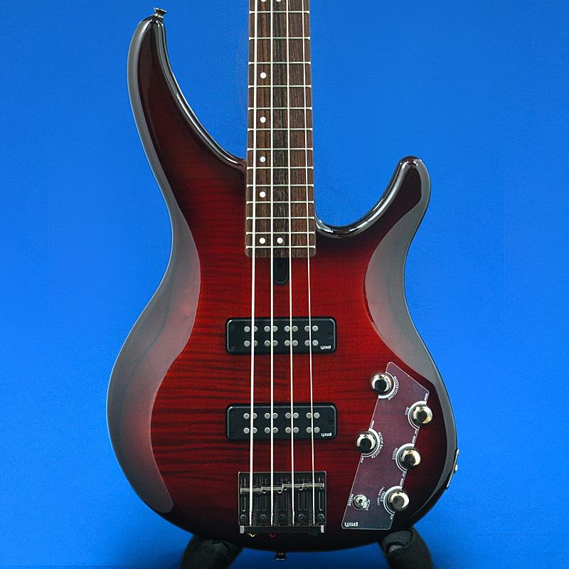 楽器種別：ユーズドYAMAHA/TRBX Series 商品一覧＞＞YAMAHA/ユーズド 商品一覧＞＞ベース【35，000円〜70，000円】 商品一覧＞＞エレキベース/小型ボディ・多フレット/YAMAHA 商品一覧＞＞当店のベースは、出荷前に専門スタッフが検品・調整しているので安心です！YAMAHA USED 中古 TRBX604FM (DRB)商品説明スリムなシェイプから想像を超えるパワフルな低音 立体的なカットを施したボディは、軽量化と心地よいフィット感を実現しながら充分な体積を確保し、パワフルな低音を生み出します。トップ材にはフレイムメイプルを採用し、木目が際立つ高級感ある外観が特徴です。ヤマハベースの中で最もスリムなネック 握りやすいネックは、スムーズなフィンガリングを可能にし、難易度の高い演奏をサポートします。 反りやねじれにも強い、メイプル/マホガニーの5ピース構造を採用。高い強度を確保し長時間の試奏を繰り返して設計されたジョイント形状は、ハイポジションでの弾きやすさは損なわず、弦振動を無駄なく伝達します。ベーシストのモチベーションを刺激する独自のアクティブ・サーキット アクティブ・パッシブジ切り替えスイッチを搭載。繊細で暖かみのあるパッシブサウンドと、クリアで幅広いサウンドメイキングができるアクティブサウンドを使い分けられます。また、電池が消耗すると点灯し、交換タイミングを知らせるバッテリーアラートをボディバックに装備しています。細かな擦り傷や軽い打痕がございますが、比較的キレイなコンディションです。トラスロッドにも余裕があり、ネックコンディションも良好です。Weight≒3.71kg付属品：純正ソフトケースイケベカテゴリ_ベース_エレキベース_小型ボディ・多フレット_YAMAHA_TRBX Series_ユーズド SW_YAMAHA_ユーズド JAN:2500030947354 登録日:2026/10/25 エレキベース ヤマハ やまは