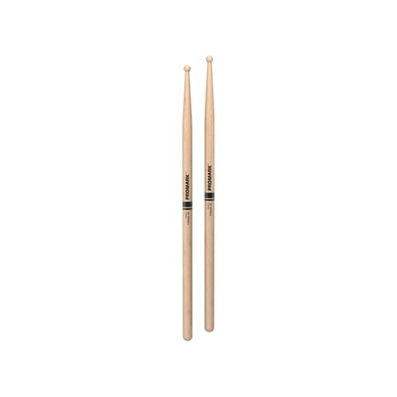 楽器種別：アウトレットPro-mark/アウトレット 商品一覧＞＞ドラム【〜5，000円】 商品一覧＞＞スティック/Pro-mark 商品一覧＞＞安心してお買い物頂けるよう、スネアもシンバルも丁寧梱包でお届けします！Pro-mark RBM625RW [Maple / FINESSE 2B （直径15.9mm）]【在庫処分特価品】商品説明＜Maple FINESSE ドラムスティック＞メイプル材は、ヒッコリーやオーク材と比較して軽量かつ柔らかい木材のため、サイズが大きくても軽量であるのが特徴です。こちらのモデルは小さなラウンドチップを採用し、アーティキュレーションを強化しつつ、明るい音色を生み出します。材質：メイプルチップ：Small Round長さ：406mm太さ：15.9mm※デザイン等の仕様は予告無く変更する場合がございます。イケベカテゴリ_ドラム_スティック_Pro-mark_アウトレット SW_Pro-mark_アウトレット JAN:0616022135127 登録日:2026/05/07 スティック ドラムスティック プロマーク