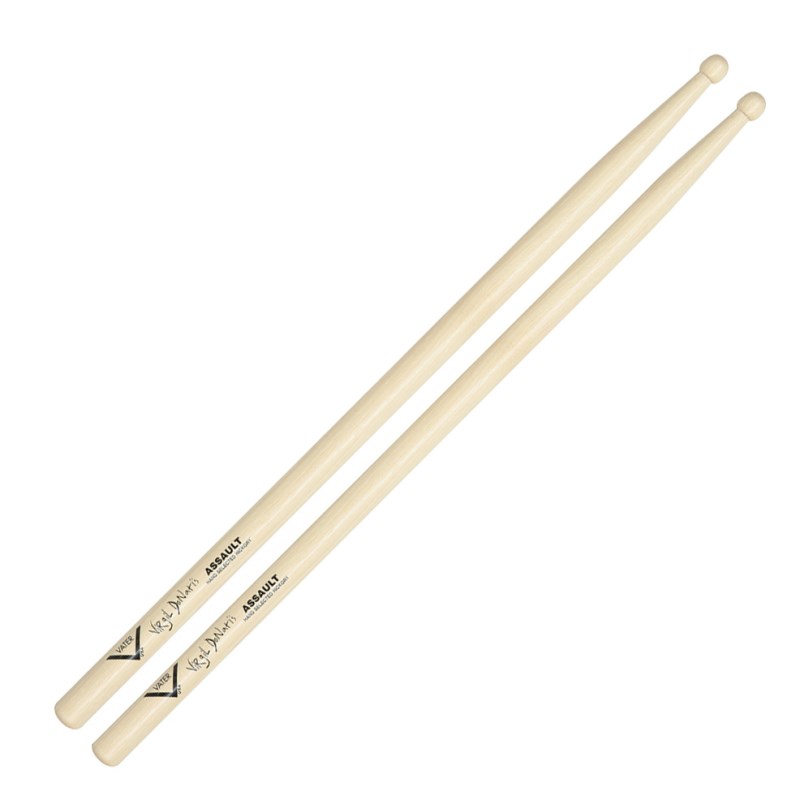 楽器種別：新品スティック/VATER 商品一覧＞＞スティック【〜5，000円】 商品一覧＞＞安心してお買い物頂けるよう、スネアもシンバルも丁寧梱包でお届けします！VATER Virgil Donati's Assault [VHVIRGW]商品説明☆プレイヤーズ・デザイン・スティック☆世界の、日本のトップ・ドラマーによりデザインされた、洗練されたスペックのオリジナル・スティックです。モデル：Virgil Donati【Planet-X，Independent，USA】材質：ヒッコリー全長：415mm径：16.0mm※画像は1本でございますが、1ペア販売となっております。イケベカテゴリ_ドラム_スティック_VATER_新品 JAN:0641652116017 登録日:2009/11/17 スティック ドラムスティック ヴェータ ベータ ヴェーター ベーター