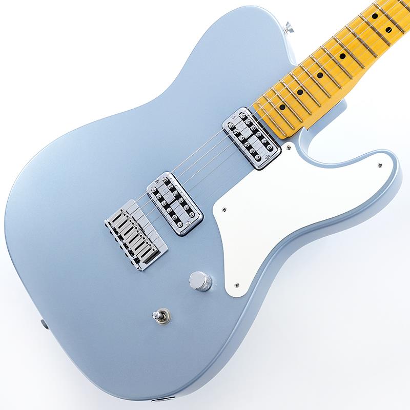 楽器種別：新品Fender USA/American Professional 商品一覧＞＞Fender USA/新品 商品一覧＞＞エレキギター【205，000円〜395，000円】 商品一覧＞＞TLタイプ/Fender USA 商品一覧＞＞当店のギターは、出荷前に専門スタッフが検品・調整しているので安心です！Fender USA 75th Anniversary American Professional Classic Cabronita Telecaster (Ice Blue Metallic/Maple)商品説明Fender 75th Anniversary Telecaster Collection75th Anniversary Telecaster Collectionは、75年にわたり築かれてきたアイコニックなテレキャスターの豊かな伝統と伝説的なトーンを記念する特別なシリーズです。各75周年記念Telecasterモデルは、Teleを比類なきアイコンへと導いた豊かな伝統と伝説的なトーンを体現します。ヴィンテージを愛するピュアリストから、最先端の機能を求めるプレイヤーまで、必ず満足できるモデルが揃っています。75th Anniversary Telecaster Collectionは、テレキャスターの奥深いレガシーを体感しながら、Fenderの歴史の一部を所有できる特別なコレクションです。75th Anniversary American Professional Classic Cabronita Telecasterは、ヴィンテージの魅力と現代的な性能を絶妙に融合させたスペシャルなモデルです。ネックポジションとブリッジポジションにTV Jonesピックアップを搭載し、深み、パンチ、そして煌めきのあるトーンを実現します。Modern Cシェイプのメイプルネックは、9.5インチラジアス指板を備え、快適さと優れた演奏性を提供します。パーロイド製ボタンチューナーはクラシックなルックスと正確なチューニング安定性を兼ね備えています。鮮やかなフィニッシュが、この一流のプロ仕様ギターをより一層引き立てます。スタジオからステージまで、75th Anniversary American Professional Classic Cabronita Telecasterは、Fenderの黄金期の魂を宿しつつ、現代のプレイヤーに最適化された進化を遂げています。※画像はサンプルです。製品の特性上、杢目、色合いは個体ごとに異なります。ギグバッグ付属商品詳細Series: Limited Edition 75th Anniversary Telecaster CollectionBody Material: AlderBody Finish: Gloss UrethaneNeck: Maple， Modern CNeck Finish: Satin UrethaneFingerboard: Maple， 9.5 (241 mm)Frets: 22， Medium JumboPosition Inlays: Black DotNut (Material/Width): Bone， 1.685 (42.8 mm)Tuning Machines: Deluxe Cast/Sealed with Pearl ButtonScale Length: 25.5 (648 mm)Bridge: 6-Saddle Vintage-Style Strings-Thru Hardtail with Polished Block Steel SaddlesPickguard: 1-Ply ParchmentPickups:TV Jones Filter’Tron Classic (Bridge)TV Jones Filter’Tron Classic (Neck)Pickup Switching: 3-Position Toggle:Position 1. Bridge PickupPosition 2. Bridge and Middle PickupsPosition 3. Middle PickupControls: Master VolumeControl Knobs: Knurled Flat-TopHardware Finish: Nickel/ChromeStrings: Fender USA 250L Nickel Plated Steel (.009-.042 Gauges)， PN 0730250403Case/Gig Bag: Included: Deluxe Gig Bagイケベカテゴリ_エレキギター_TLタイプ_Fender USA_American Professional_新品 SW_Fender USA_新品 JAN:0885978680276 登録日:2026/03/26 エレキギター フェンダー ふぇんだー フェンダーUSA