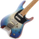 楽器種別：新品エレキギター/Ibanez 商品一覧＞＞エレキギター【90，000円〜170，000円】 商品一覧＞＞当店のギターは、出荷前に専門スタッフが検品・調整しているので安心です！Ibanez QX54QM-BSM [SPOT MODEL]商品説明全く新しいヘッドレスギター・スラントフレットモデル、QXシリーズ登場！Entirely New Headless Experience - Q (QUEST) Seriesテクニカルを追求した演奏スタイルの確立、楽器製作技術の進歩、そして軽くて持ち運び易いギターに対する尽きることのない需要も相まって、多くのヘッドレス・ギターがすでに生まれ、中にはクラシカルなギター・デザインをはるかに凌駕したものも存在しています。しかし、Ibanezはこのような進歩の中でもまだ、この分野に更なる可能性が有ると考えました。そしてこのQ （Quest）シリーズこそ、Ibanezが用意した新たなヘッドレス・ギターの選択肢なのです。それはもちろん、既存のモデルをヘッドレス化したり、ヘッドレス用のパーツを集めて組み上げるのではなく、まったく新しいギターをゼロから開発するという新たな探求（Quest）となりました。様々なプレイヤーの演奏スタイルを研究し、ピックアップ、ブリッジ、ストリング・ロックといったパーツ類からボディの設計に至るまで、独自性とオリジナリティを追求しています。そうして生まれたこのQは、ジャンルを問わずに自らの可能性を追求し続けるギタリストのあくなき探求心を満たす、そんなヘッドレス・ギターなのです。Features :Ergonomic body design様々な演奏スタイルに合うように、至る所に施されたコンター加工やカット加工が特長です。複雑でありながらも洗練されたデザインは、最高のプレイアビリティを約束します。Compact and light weight， yet resonant bodyソリッドボディにも関わらず、驚くほど軽量でコンパクトなボディです。しかし、ふくよかで温かみのあるウッディなトーンは損ないません。Quilted Maple top / Nyatoh bodyボディトップはピッキング・レスポンスが早く、杢目が美しいキルテッドメイプル材を使用。ボディー材には、ふくよかな中低音域特性に優れるニャトー材を使用。Parallel Wizard 3pc Roasted Maple/Bubinga neckParallel Wizard neckは、全長に渡り、19mmのネック厚みで統一しています。これにより、高い位置でギターを構えるプレイヤーにとって驚く程にフィンガリングし易いプレイアビリティを提供します。また、ローステッドメイプルとブビンガの3pc構造により、優れた安定性と耐久性を実現しています。Slanted frets全フレットが8度角で均等に傾斜しています。現代の多くのプレイヤーは、タッピングやフィンガースタイル、スラップ奏法などの高度で複雑なテクニックを演奏するために、高い位置でギターを構える傾向があります。このように高い位置で構えると、弦を押さえる4本の指が自然と内側に少しずつ傾いていきます。これにフィットするようにフレットを傾斜させ、より自然な感覚で演奏することができます。「R1」「Q58」 SSH pickupsQのために設計されたシングルコイル・ピックアップ「R1」とハムバッカー・ピックアップ「Q58」を組み合わせた、SSH配列。どちらも、エフェクター等でサウンドメイクしやすいよう、全帯域がバランスよく聴こえるように設計されています。低域は濁らずパワフルで、高域は明るくクリアでありながらもキンキンしない耳障りの良いサウンドです。また、低ノイズでデジタルエフェクター、アナログエフェクター両方ともに相性抜群です。シングルコイル、ハムバッカー両方のサウンドを楽しみたい方にお勧めです。dyna-MIX9 switching system with Alter Switchミニスイッチの切り替えひとつで、自在にハムバッカー・モードとシングルコイル・モードへ切り替えられ、9パターンのサウンド・バリエーションを奏でられます。ネックとセンターのシングル・コイルをシリーズ配線し、24Fのネック・ハムバッカー・サウンドをシミュレートしています。限られた機材で一人何役もこなさなければならない現代のギター・プレイヤー向きのスイッチング・システムです。Custom string lockIbanezが新たに開発したCustom string lockは、シンプルな一体型構造になっています。耐久性に優れ、弦の交換も簡単に行えます。また、専用の弦を必要とせず、お気に入りのゲージやブランドの弦を使うことができます。Mono Tune bridgesイントネーションの調整幅が広く、1音下げチューニングやそれ以上のダウンチューニングも容易に設定できます。弦高の調整も容易です。サドルを構成している部品数を極力少なくし、ギター本体の鳴りが生きるナチュラルなサウンドを実現しています。※製品の特性上、杢目・色合いは1本1本異なります。商品詳細Neck Type: Parallel Wizard 3pc Roasted Maple/Bubinga neckBody: Quilted Maple top/Nyatoh bodyFretboard: Roasted Birdseye Maple fretboard w/Mother of Pearl Step off-set dot inlay & Luminescent side dot inlayFret: Jescar EVO Gold fretsTuning Machine: Ibanez Custom String LockBridge: Ibanez Mono Tune bridgeNeck Pickup: R1 (S) neck pickupMiddle Pickup: R1 (S) middle pickupBridge Pickup: Q58 (H) bridge pickupSwitch: dyna-MIX9 switching system with Alter SwitchHardware Color: Cosmo black hardwareString Gauge: .010/.013/.017/.026/.036/.046 (D'Addario EXL110)ギグバッグ付属イケベカテゴリ_ギター_エレキギター_Ibanez_新品 JAN:4549763292513 登録日:2021/09/18 エレキギター アイバニーズ イバニーズ