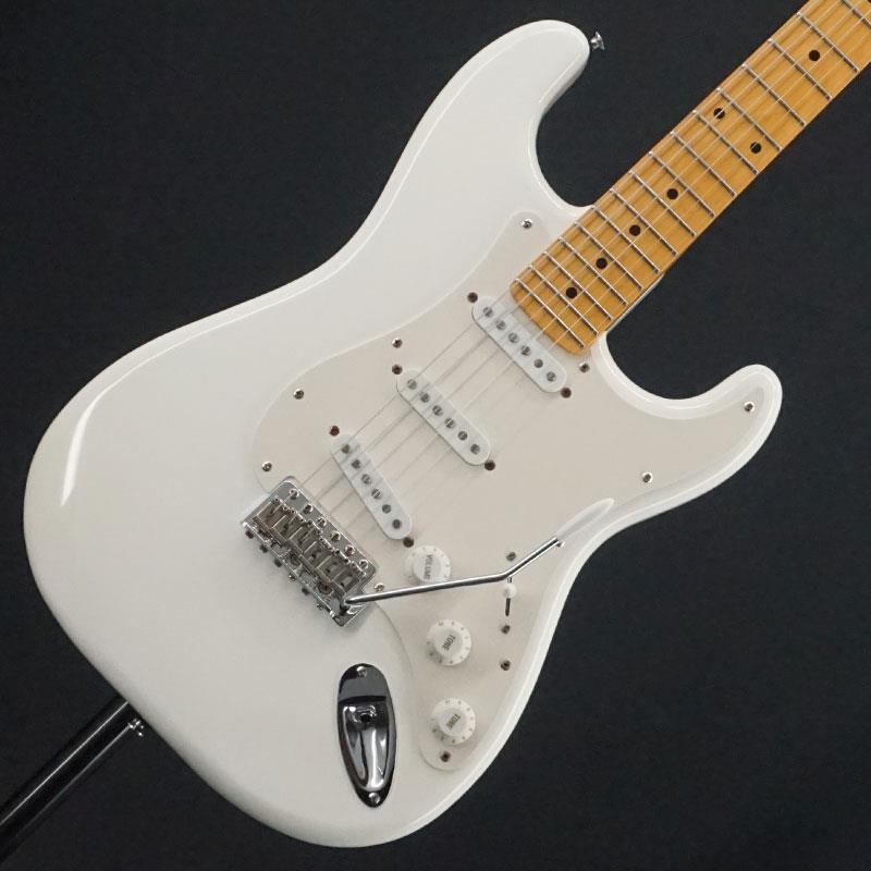 楽器種別：ユーズドGrass Roots/ユーズド 商品一覧＞＞エレキギター【25，000円〜50，000円】 商品一覧＞＞STタイプ/Grass Roots 商品一覧＞＞当店のギターは、出荷前に専門スタッフが検品・調整しているので安心です！Grass Roots USED 中古 G-ST M (Snow White)[SN.GC1526739] グラスルーツ商品説明ESPがプロデュースするハイコストパフォーマンスギター「GrassRoots」ストラトキャスタータイプの中古品が入荷！定番エントリーモデルのストラトキャスタータイプ！メイプル指板にフレット数は22フレット！ハイクオリティーな入門機となっております！当個体状態といたしましては、ボディ日焼け痕や色ムラ、ネックジョイント部にほのかな塗膜割れ、演奏によるボディ全体のほのかなスレキズ、弾きキズ、うち傷、ハードウェアのくすみさびが御座いますプレイヤーズコンディションとなっております。しかし、フレットは7割程度の高さを残し、ネックコンディションやトラスロッド、電装系含め演奏面で問題はございません！まだまだ末永くお付き合いいただける1本としてお迎えいただけます！この機会に是非ご検討ください！ソフトケース付属Weight≒3.70kg商品詳細BODY : AlderNECK : MapleFINGERBOARD Maple/22FretsSCALE : 648mmJOINT : Bolt-onBRIDGE : Synchronized Tremolo TypePICKUPS : (Neck) GS-1G， (Middle) GS-1G， (Bridge) GS-1GCONTROL : Master Volume， Neck&Middle Tone， 5way Lever PU Selectorイケベカテゴリ_エレキギター_STタイプ_Grass Roots_ユーズド SW_Grass Roots_ユーズド JAN:2500010873994 登録日:2026/05/20 エレキギター グラスルーツ