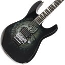 楽器種別：新品エレキギター/Jackson 商品一覧＞＞エレキギター【115，000円〜215，000円】 商品一覧＞＞当店のギターは、出荷前に専門スタッフが検品・調整しているので安心です！Jackson Pro Series Signature Andreas Kisser Soloist (Quadra)商品説明アンドレアス・キッサーは、30年以上にわたってブラジリアンメタルのモンスターバンド、Sepulturaの原動力となってきたギタリストです。彼の獰猛なソロとリズムプレイはバンドのセカンドアルバム『Schizophrenia』で初めて登場し、それ以来、バンドの特徴的なサウンドの主役となっています。アンドレアスの功績はSepulturaにとどまらず、メタルトリビュートバンド、Hail!の主要メンバーであり、ラテンアメリカのスーパーグループ、De La Tierraのマスターマインドとしても知られています。その多彩なキャリアを通じて、アンドレアスは自身のエネルギッシュなソロとリフプレイをハイパフォーマンスなJacksonギターに委ねてきました。今回発表されたシグネイチャーモデルAndreas Kisser Pro Series Signature Soloist Quadraは、ニヤトーボディ、グラファイト補強ロッドを内蔵したスルーボディ構造のメイプルネック、12〜16インチのコンパウンドラジアスバウンド指板、24本のジャンボニッケルフレットを備えています。ブリッジポジションにはEMG 81ハムバッカー、ボリュームコントロール、ボディ埋め込み式のFloyd Rose 1000 Seriesを装備しており、過激なアーミングを行うアクロバティックな演奏に最適なギターです。印象的なQuadraの記章を身にまとったこのギターは、サウンドと同様に凶悪で獰猛な印象を与えます。※画像はサンプルです。製品の特性上、杢目、色合いは一本一本異なります。商品詳細Body Material: NyatohBody Finish: GlossNeck: MapleNeck Finish: Gloss Color MatchedFingerboard: Ebony， 12 to 16 Compound Radius (304.8mm to 406.4mm)Frets: 24， JumboPosition Inlays: Pearloid Sharkfin (Ebony)Nut (Material/Width): Floyd Rose 1000 Series Locking， 1.6875 (42.86 mm)Tuning Machines: Jackson Sealed Die-CastScale Length: 25.5 (64.77 cm)Bridge: Floyd Rose 1000 Series Double-Locking Tremolo (Recessed)Pickup: EMG 81Controls: VolumeControl Knobs: Dome-StyleHardware Finish: ChromeStrings: Nickel Plated Steel (.009-.042 Gauges)ソフトケース付属イケベカテゴリ_ギター_エレキギター_Jackson_新品 JAN:0717669902124 登録日:2023/08/28 エレキギター ジャクソン