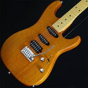 楽器種別：ユーズドエレキギター/Suhr Guitars 商品一覧＞＞エレキギター/Suhr Guitars/CUSTOM SERIES 商品一覧＞＞エレキギター【250，000円〜470，000円】 商品一覧＞＞当店のギターは、出荷前に専門スタッフが検品・調整しているので安心です！Suhr Guitars 【USED】 Standard Mahogany Body 510 (Natural Oil) 【SN.19875】商品説明SSHダイレクトマウント＆マホガニーボディのシンプルなカスタムモデル！2013年製の正規輸入中古品が入荷！エレキギターのみに留まらずアンプやリプレイスPU等においてもトッププロからの絶大な信頼を集め、ハイエンドブランドとしての名声を欲しいがままにしている「Suhr Guitars」。今回ご案内させていただきます「Standard Mahogany Body 510」は、軽量且つ甘く太いサウンドキャラクターを持つマホガニーボディに、剛性に優れクリアーなサウンドを生み出すメイプルネック/指板を採用しており、カスタムオーダーモデルに多いメイプルトップやエキゾチックウッドトップを敢えて使用しない、シンプルでウッディなルックスが魅力的な1本です。PUはそれぞれシングルコイルに「ML Standard(現在はV63+にモデル名が変更されています。)」、ハムバッカーには「Aldrich」がSSHレイアウトにて装備され、何れもSuhr Pickupsの中ではハイパワーなシングルコイル、ハムバッカーをセレクトしております。煌びやかで伸びやかな高域に、太く歪みの乗りやすい低域をアウトプットするML Standard、John Suhrの永年に亘って蓄積された知識と経験によって、高域特性を全く犠牲にすることなくウルトラハイゲインとともにタイトなlow、パンチの効いたmid、そして研ぎ澄まされたhigh-midと決して耳障りではないhigh、といったキャラクターを持つAldrich Bridge はプレイヤーのピッキングニュアンスを忠実に再現し、低音弦での野太いパワーコードのリフから高音弦での鋭いチョーキングまで幅広くカバーするAldrichと、柔らかくなりがちなマホガニーにダイレクトマウントする事により、そのタイトさを失わずに押し出しの強い音圧をアウトプットします。ブリッジには国産ゴトー製「G510 2-Post」ブリッジを採用しており、広がりのあるナチュラルな生鳴りを活かしながらも、アーミング時の摩擦によるチューニングのズレを最小限に抑えました！煌びやかで粒立ちの良いクリーンサウンドから、ドライヴ時には明瞭感を損なわないタイトなセットアップとなっており、幅広いジャンルへの順応性を持ち合わせております。ネックシェイプは「Even C Slim」シェイプに仕上げられており、サテンフィニッシュによる滑らかな肌触りもさることながら、テクニカル奏法にも使い勝手の良いグリップ感が絶妙です。さらに指板面はナットから最終フレットにかけて10インチ〜14インチへとよりフラットに変化する「コンパウンド・レイディアス」を採用しており、ハイフレット部の演奏性も抜群！オリジナル・ロッキングチューナーを採用する事で急なトラブルにも即座に対応可能としており、道具としての利便性をトコトン追求したサー独自の拘りが見事です！当個体状態と致しましては、ボディ外周を中心に打痕が有る他、細かい擦り傷や弾き傷、パーツのくすみや錆は御座います。電装系や演奏面も問題無く、フレットも多少の凹みは有れども6割程度残っておりますのでガンガンお使い頂ける1本としてお迎え頂けます。玄人好みしそうなルックス＆スペックですが、弾いてみればそのトータルバランスの素晴らしさの虜になるでしょう。Suhr Guitarsのカスタムをお買い得プライスで手に入れる事が出来るまたとない機会です！是非お見逃しの無い様！Weight≒3.32kg商品詳細SPECCOLOR : Natural OilBODY : MahoganyBODY SHAPE : Standard ShapeFINGERBOARD : Maple，22F(Medium)，25.5 inchNECK : MaplePROFILE : Even C Slim .800-.880 10-14RPU : JST ML Standard Single Coil & Aldrich HumbuckingTUNER : Suhr Original Locking TunerBRIDGE : Gotoh G510 2-Post Solid SaddlesCONTROL : 1volume-1tone-5way Selecter SWハードケース付属イケベカテゴリ_ギター_エレキギター_Suhr Guitars_CUSTOM SERIES_ユーズド JAN:2500010130776 登録日:2023/07/22 エレキギター サー Shur