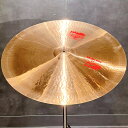 楽器種別：アウトレットシンバル/PAiSTe 商品一覧＞＞シンバル/PAiSTe/2002 商品一覧＞＞シンバル【30，000円〜60，000円】 商品一覧＞＞安心してお買い物頂けるよう、スネアもシンバルも丁寧梱包でお届けします！PAiSTe 2002 Swish Ride 24 [John JR Robinson's Inspiration 《Signature Groove》]【店頭展示特価品】商品説明※こちら店頭にて試奏を解禁しております個体となりますため、打痕汚れや指紋汚れ、細かなキズなどがございます。何卒ご了承下さいませ。【ジョンJRロビンソンズ・インスピレーションシグネチャー・グルーヴ】中域から高域のサウンドが中心で、シズル音を含んだエキゾチックなサウンドが特徴。ワイドなレンジながら、倍音が適度にコントロールされる、レスポンスの良い感覚も加味。エネルギッシュでエキゾチックな倍音とともに、ツブ立ちがしっかりと明瞭な、アーシーなピング音が得られます。もちろん、チャイナ的な、トラッシーなクラッシュ・サウンドも。さらに、24インチという大きなサイズにより、幅広いダイナミック・レンジが得られ、そして、様々なヴォリューム・レベルでのコントロールが可能なモデルです。「この24インチ・スイッシュ・ライドは、私のライド・サウンドを完璧なものとするシンバルです。Masters Deep Ride 24 （マスターズ・ディープ・ライド・24インチ）の右側にセットアップし、今日の音楽シーンの、あらゆるサウンド・キャラクターを表現可能となりました。」 - John JR Robinsonサイズ: 24インチウェイト:ミディアムイケベカテゴリ_ドラム_シンバル_PAiSTe_2002_アウトレット JAN:0697643113664 登録日:2023/12/05 シンバル パイステ