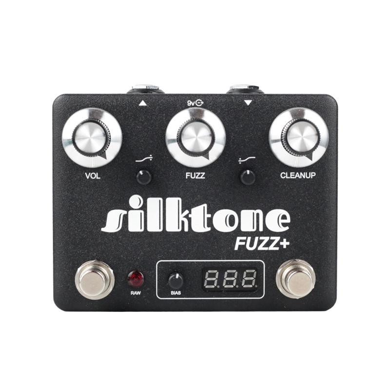 楽器種別：新品Silktone/新品 商品一覧＞＞エフェクター【30，000円〜60，000円】 商品一覧＞＞ギター用エフェクター/歪み系/ファズ/Silktone 商品一覧＞＞安心してお買い物頂けるよう、コンパクトもマルチも丁寧梱包でお届けします！Silktone Fuzz + Black (シルクトーン) ファズ商品説明Silktone Fuzzが新たな機能を追加してアップデートされて登場！トーンコントロール - これらはクリーンアップ回路の一部で、ファズに入る前のトーンを形作ります。ベースシェイプは、下げるとタイトで前面に出るサウンドから、上げていくと豊かで丸みのあるサウンドへと変化します。トレブルシェイプは高音域を微妙にロールオフし、より柔らかなファズトーンを作り出します。クリーンな設定でも、このシェイプはより顕著に感じられます。2つ目のフットスイッチ - RAWモードをオンにすると、クリーンアップノブとトーンコントロールをバイパスし、完全なRAWファズサウンドに戻ります。これにより、デュアルファズのような効果が得られ、多様なサウンドが得られます。更新された「クリーンアップ」コントロールのテーパーは、古いバージョンに比べてはるかにスムーズになり、「ファズ」コントロールもはるかに使いやすくなり、ポストゲインを設定してサウンドを少し形作ったり、クリーンアップが生のモードでバイパスされているときに最大ファズレベルを設定したりできるようになりました。オリジナルのFuzzよりも出力音量が高いため、フルファズの状態でも、クリーンアップしてカラフルなゲルマニウムブーストとしても、アンプに強い刺激を与えることができます。また、電源部が改良され、Fuzz+はあらゆる9V DC電源（センターマイナス）に対応し、他のペダルとデイジーチェーン接続できるようになりました。独立した電源は不要になりました。　■「CLEANUP」ノブについてこのノブを上げていくとファズがクリーンアップされます。ギターのボリュームノブを模倣することでピックアップシミュレーターと連動し、ギターのボリュームノブを少し戻したときに、優れたゲルマニウムファズの特徴である、よりクリーンでキラキラしたブースト/軽いオーバードライブトーンが得られます。　■「ピックアップシミュレーター」搭載多くのファズは入力インピーダンスが非常に低いため、高インピーダンスのギターをファズの前に置くと、非常に心地よい高中域の隆起とロールオフが生成され、比較的穏やかで音楽的なサウンドが保たれます。一般的な低インピーダンスのファズの前に、低出力インピーダンスのバッファーやその他のペダルを接続すると、非常に不快なキーキーという振動が発生し、音楽性やニュアンスがまったく失われます。バッファー付きのチューブスクリーマーやワウをファズの前に配置したことがあれば、このことがよくわかるでしょう。Silktone Fuzzは、オンボードのピックアップシミュレーターでこの問題を修正しているため、チェーンのどこにペダルを配置しても、ギターを直接接続した場合と同じように動作します。　■「バイアス」についてバイアスはトランジスタの動作電圧で、オーディオ信号をどのように歪ませてクリップするかを決定します。本機ではゲルマニウムトランジスタへのバイアスセッティングが可能です。バイアス設定の最適ゲートは以下を参照してください。ヴィンテージサウンド: 時計10-11時方向スイートスポット: 時計12-3時方向ブチブチサウンド：時計9時以下　■「LEDバイアスメーター」についてゲルマニウムファズは温度に非常に敏感であるため、他のペダルのバイアスノブ調整でさえ、温度が大きく変動するとまったく意味をなさなくなり、毎回耳で調整することになりますが、これは必ずしも簡単ではありません。SilktoneFuzz+はアクティブ・バイアス・モニターを採用し、セッティング時に便利にお使い頂けます。商品詳細電源：9VDC電源（センターマイナス）デイジーチェーン接続可能。消費電流：35mAイケベカテゴリ_エフェクター_ギター用エフェクター_歪み系_ファズ_Silktone_新品 SW_Silktone_新品 JAN:4573633060834 登録日:2025/10/01 Silktone シルクトーン ファズ fuzz