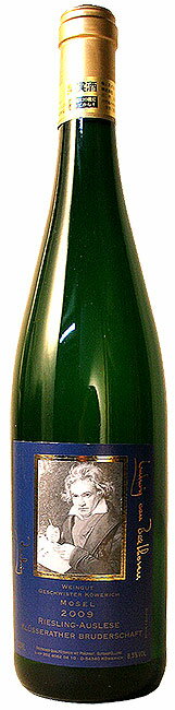 　　 K&ouml;werich　Riesling　Auslese　 750ml 品種 ・リースリング種 味わい ・完熟した房を選んだリースリング種を100％使用。　ボリュームのある甘味と、すきっとしたリンゴのような酸味が美味！ 料理 ・アップルパイなどのデザートにぴったり。　