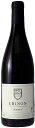 　　 Chinon L'Huisserie AOC Chinon 750ml 　■産地：　シノンAC／ロワール地方 　■アルコール度数：12 %前後　／　コクあり・赤 　■飲み頃温度：13℃〜18℃ 　 品種 ・カベルネ・フラン100% 味わい ・輝きのある若い感じのルビー色。赤い果実味に、ナッティー、コショウやシナモンなどが混ざった強い香り。口に入れたアタックはしなやかな果実味と艶かなボリューム感が味わえる。ミネラル感があるため、スッキリしたバランスに仕上がっている。 料理 ・赤身肉全般。いけます！ ---畑の特徴---　「コトー・ド・ノワレ」の粘土石灰質や、「トラディション」の砂利質の土壌とは違う、今まで持っていないケイ質土の畑でぶどうを育てたいと、2001年に植樹した2.8haの区画。二酸化ケイ素の結晶である石英を主体とした鉱物は、ワイン用語で言う「シレックス(=火打石)」と同じ成分のため、ワインにミネラル感が生まれる。 標高70〜110mに位置し、真南向きで、15〜20度の斜面。日当たりと水捌けの良さが素晴らしい。 ---ワインの特徴---　日照が優れており、カベルネ・フランの成熟は高く、赤い果実味が豊か。ケイ質土壌のおかげでミネラル感とフレッシュさが強い風味が生まれる。まだまだ若木であるにも関わらず、初ヴィンテージの2004年からすでに十分な飲みごたえ。今後さらに樹齢が上がり、根が深くまで伸びてくると、「コトー・ド・ノワレ」を凌ぐ出来栄えも期待できるという素晴らしいテロワールのワイン。 ワインの名前は区画名。　