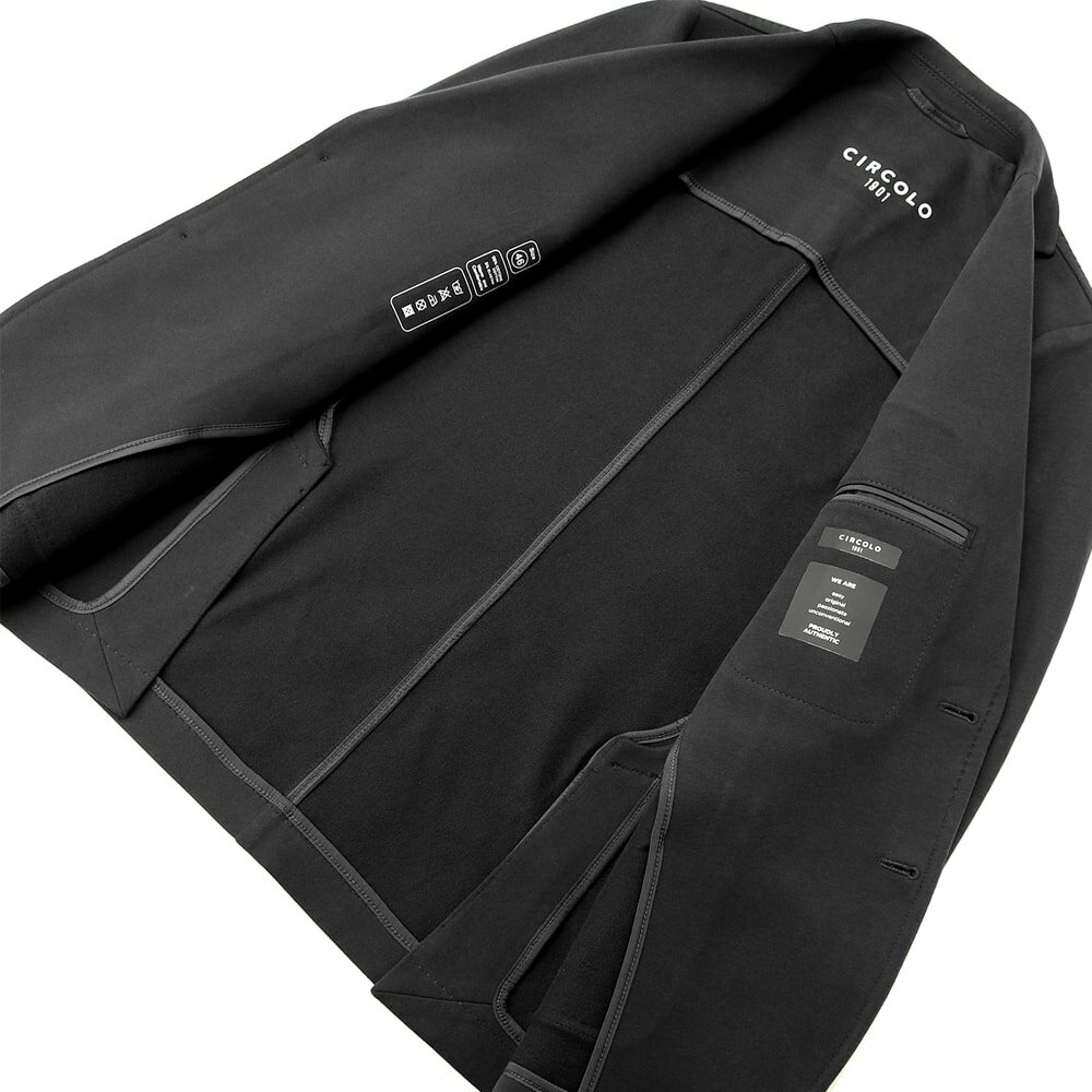 【SALE】チルコロ 1901 CIRCOLO 1901 ／ 【国内正規品】 ／ 24-25AW 製品染めコットンストレッチ裏起毛ジャージー2Bスーツ「CN4440A」（NERO／ブラック）／ 秋冬 メンズ イタリア ジャージージャケット ビジネス オンオフ兼用 無地
