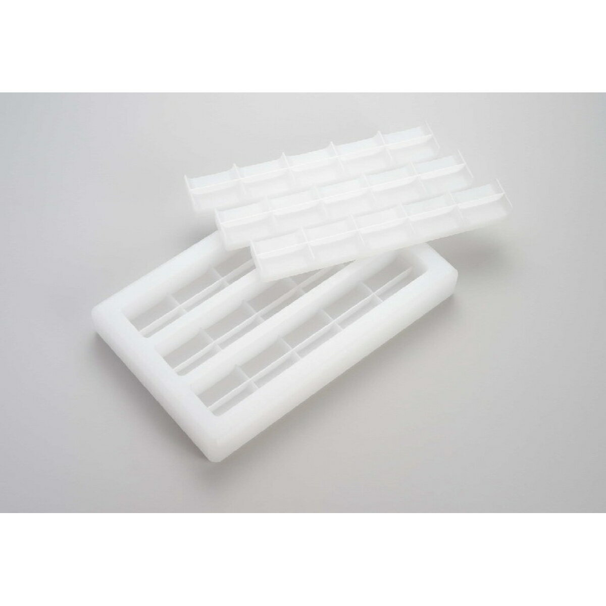 楽天ikkyu【エントリーでP5倍◆】山県化学 PCにぎり寿司押し型 30ヶ取 中 国産 日本製 キッチン用品 キッチンツール キッチン 調理 調理器具 料理 盛り付け 店 レストラン 料亭 おしゃれ プロ仕様 業務用 家庭用 本格 こだわり サイズ展開