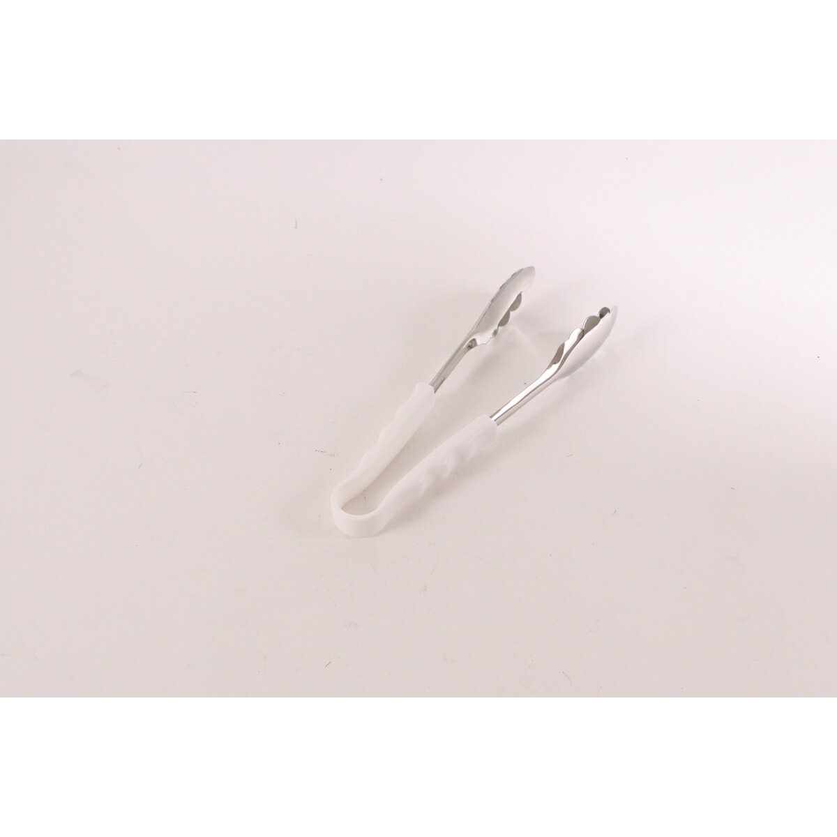 【エントリーでP5倍◆】大泉合成 カラー万能トングPP柄 小 ホワイト 燕三条 国産 日本製 キッチン用品 ..