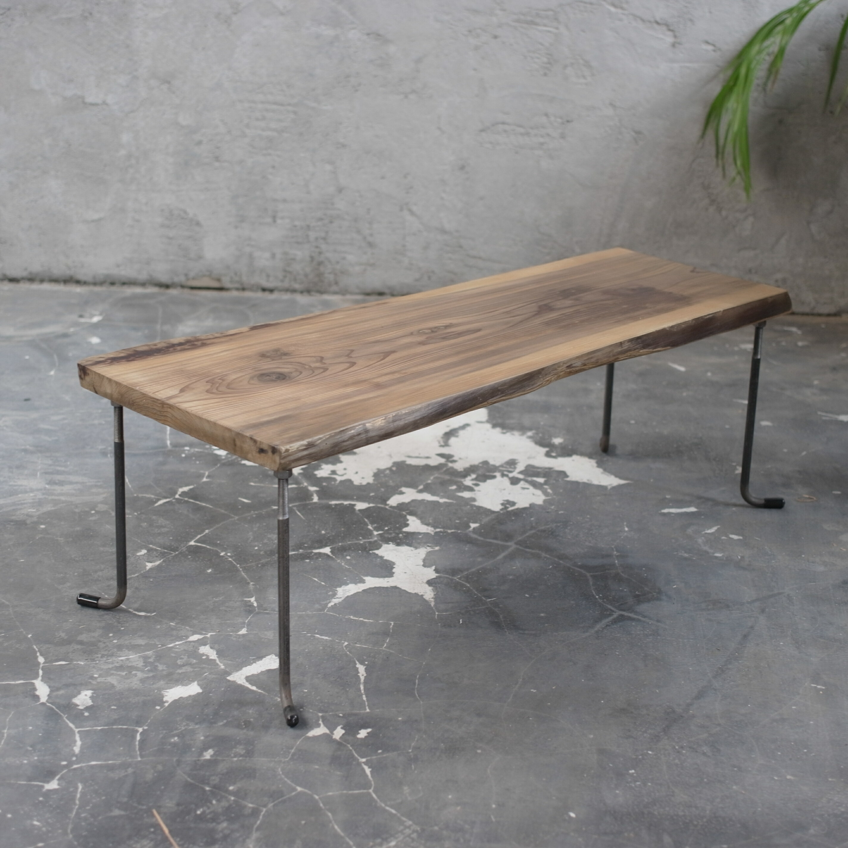 Rakuten - 【現品販売】wood iron table 33*97*40tab53 アイアン 鉄製脚 鉄脚 ローテーブル 木製 机 一人暮らし テーブル リビング 長方形 長机 低いテーブル アンティーク ビンテージ おしゃれ シンプル リビング ダイニング 天然木 茶色 ブラウン 一枚板