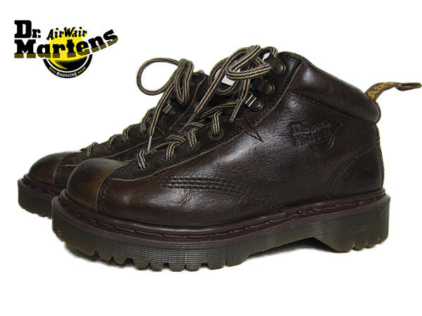 【中古】 イングランド製 ドクターマーチン Dr.Martens 茶 レザー ブーツ 本革 UK6 レディース向き 24.5cm イギリス ユーズド 靴 古着 【異国屋】