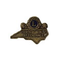 【中古】Lions Club ライオンズクラブ 1956-1957 スクリューネジ ビンテージ ピンバッジ アンティーク ノースカロライナ州 地図型
