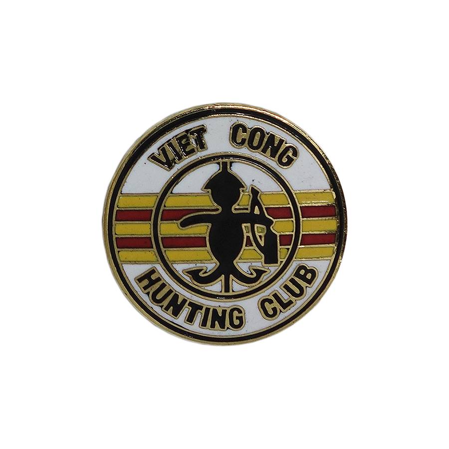 【中古】ピンズ 留め具付き ピンバッジ ピンバッチ ミリタリー VIET CONG HUNTING CLUB【異国屋】 1