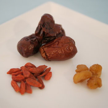 世界はほしいモノにあふれてるNHKなつめ300gなつめ茶無農薬日本国内生産加工棗ナツメ紅棗新疆和田哈密ジュジュベ大粒特大税込葉酸授乳漢方中医学気虚血虚貧血女性の宝脾の果干しなつめ無添加無着色無化学肥料なつめ酒薬膳食材美味しい