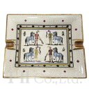 【中古】HERMES エルメス アッシュトレイ 陶器 ベージュ マルチカラー ゴールド ブランド食器 インテリア小物 小物入れ 灰皿 スクエア 兵士 馬 ホー...