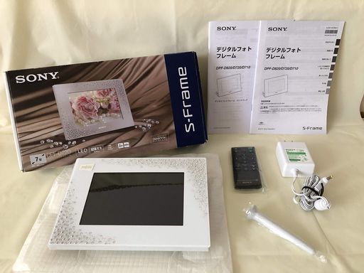 SONYデジタルフォトフレームS-FrameD7207.0型内蔵メモリー2GBクリスタル&ホワイトDPF-D720/WI