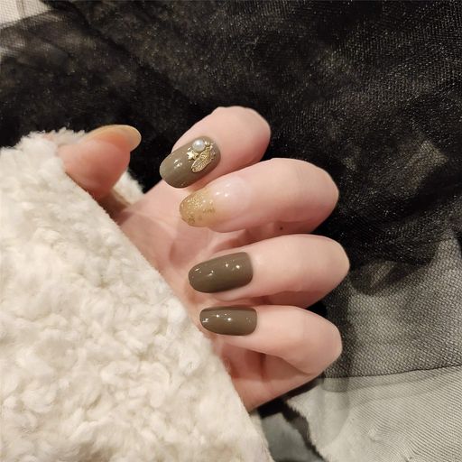 24枚セット夏のネイルチップインターネットの人気スタイル偽の爪