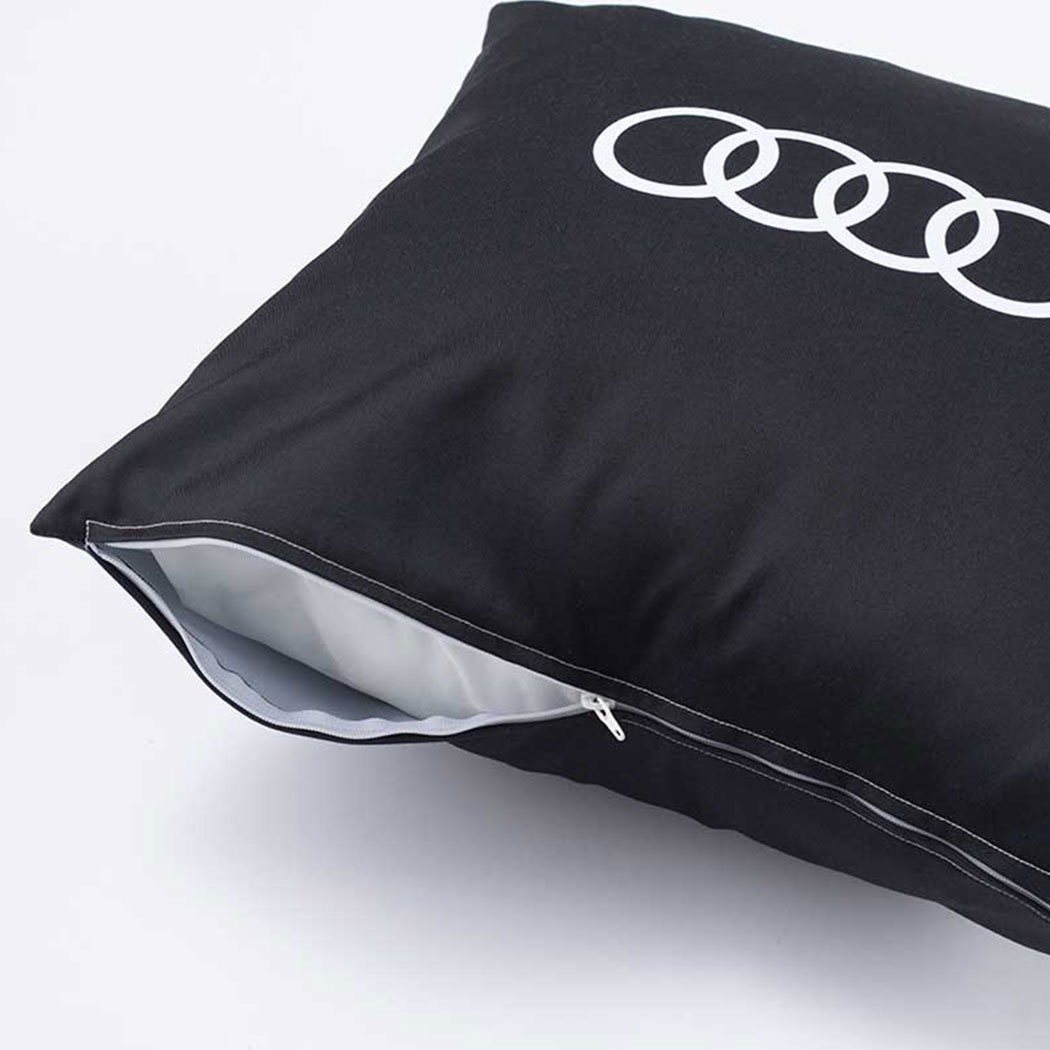 【 AUDI 純正 即日出荷 】 フォーリングス クッション 45×45cm 角形 ブラック 洗濯 可能 洗える 黒 アウディ オリジナル アクセサリー [2]