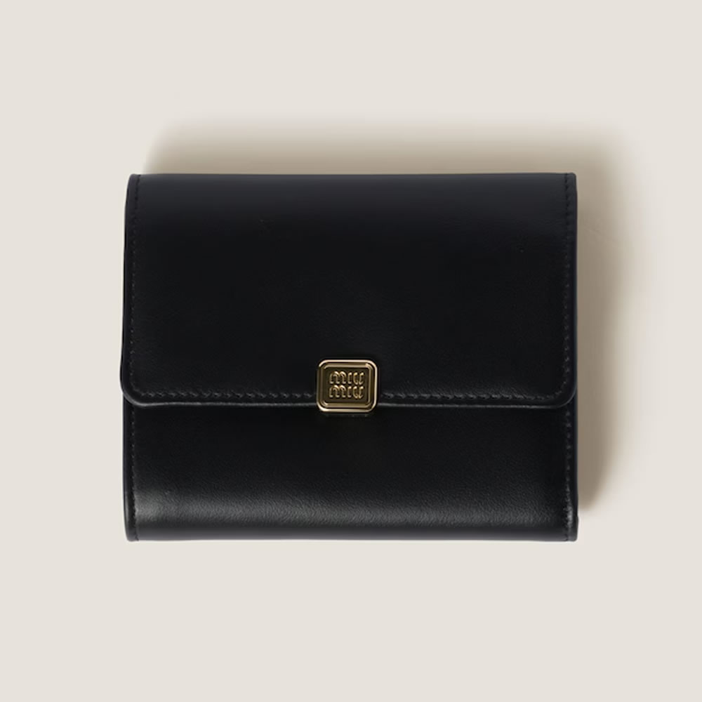 楽天市場】miumiu(形状(財布)二つ折り財布)の通販 楽天市場】miumiu(形状(財布)二つ折り財布)の通販