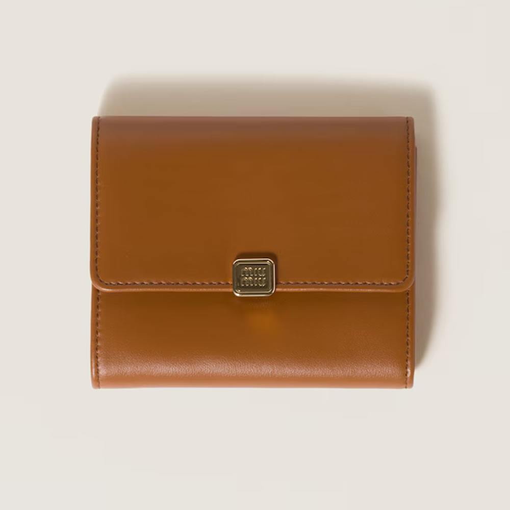 楽天市場】miumiu(形状(財布)二つ折り財布)の通販 楽天市場】miumiu(形状(財布)二つ折り財布)の通販